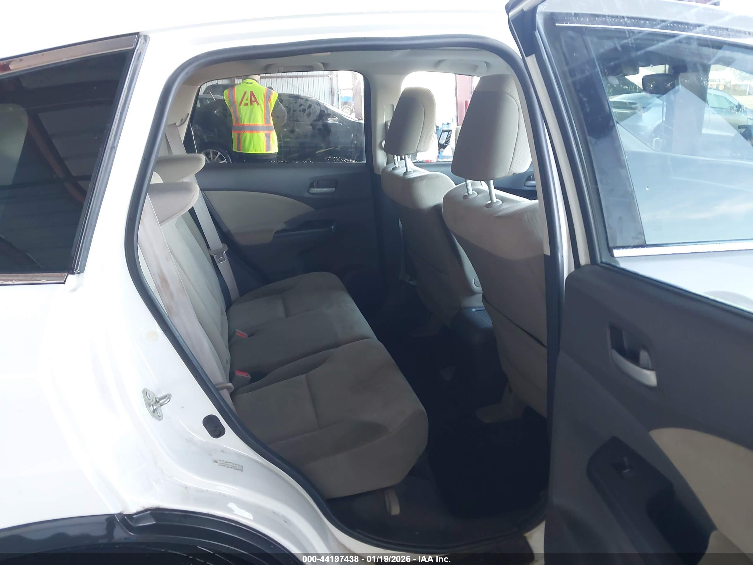 HONDA CR-V image 8
