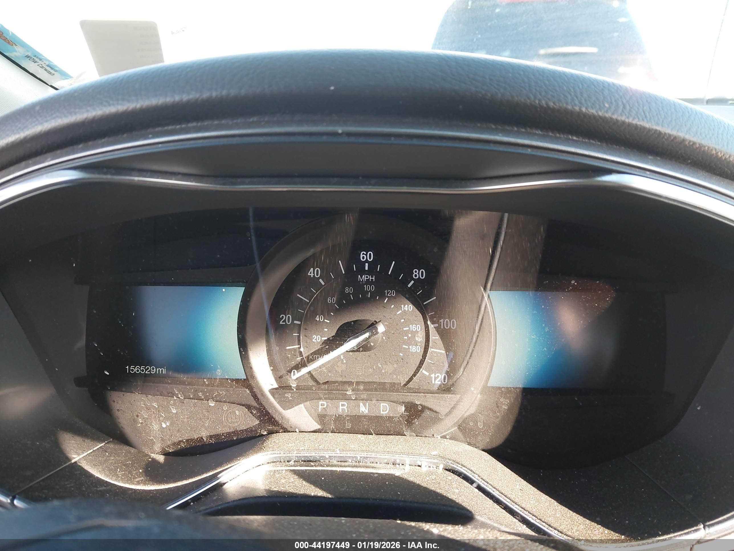 FORD FUSION image 7