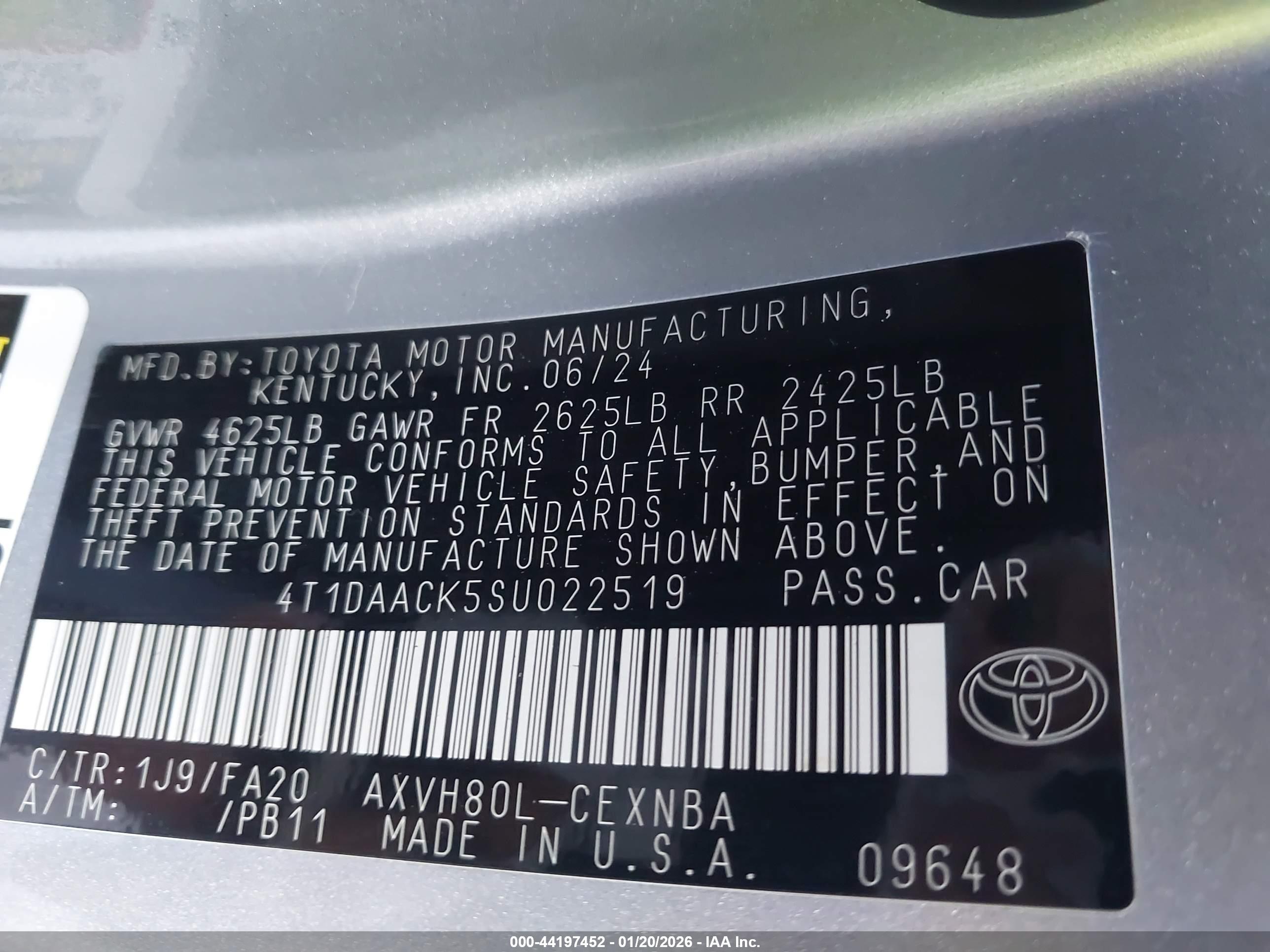 TOYOTA CAMRY image 9