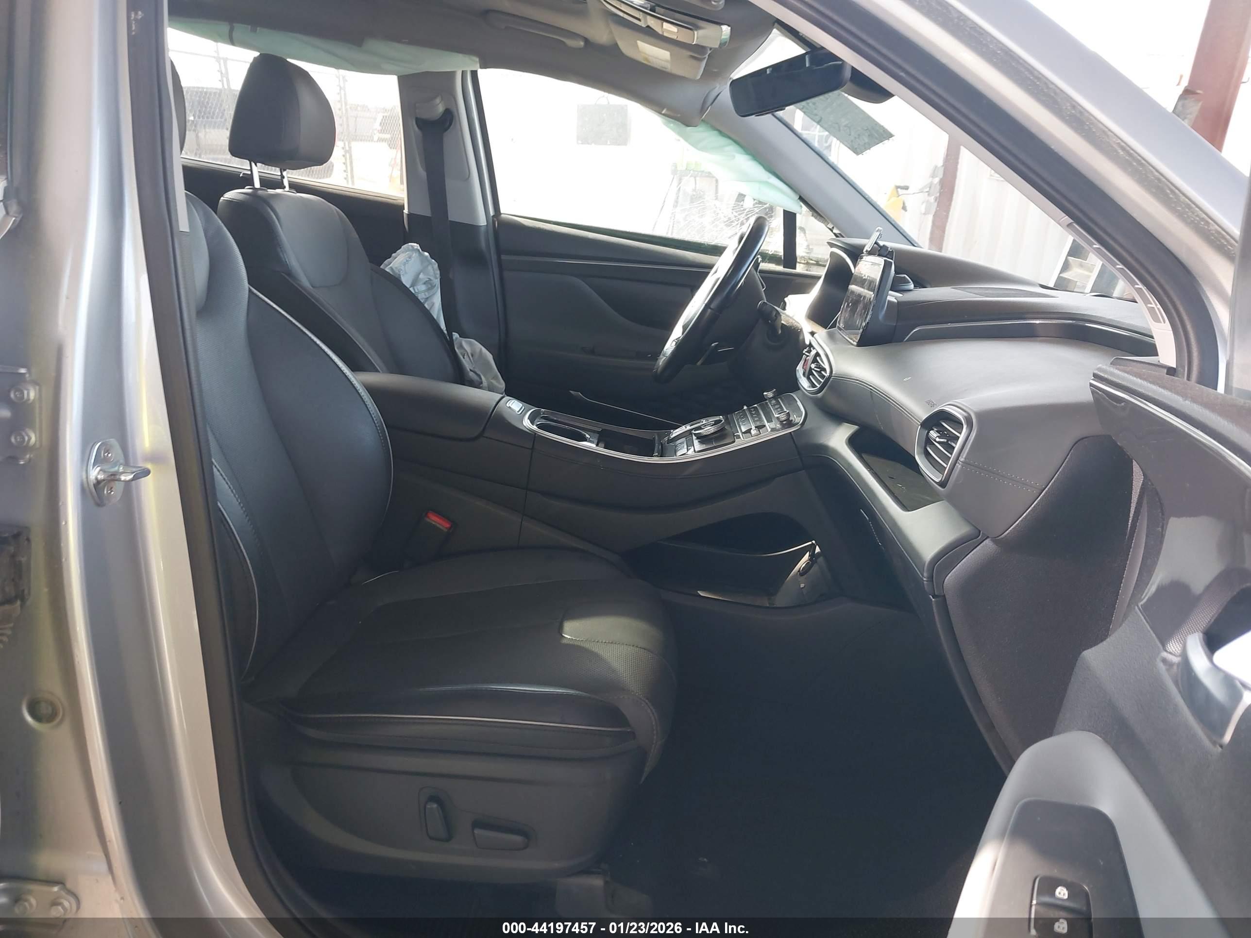 HYUNDAI SANTA image 5