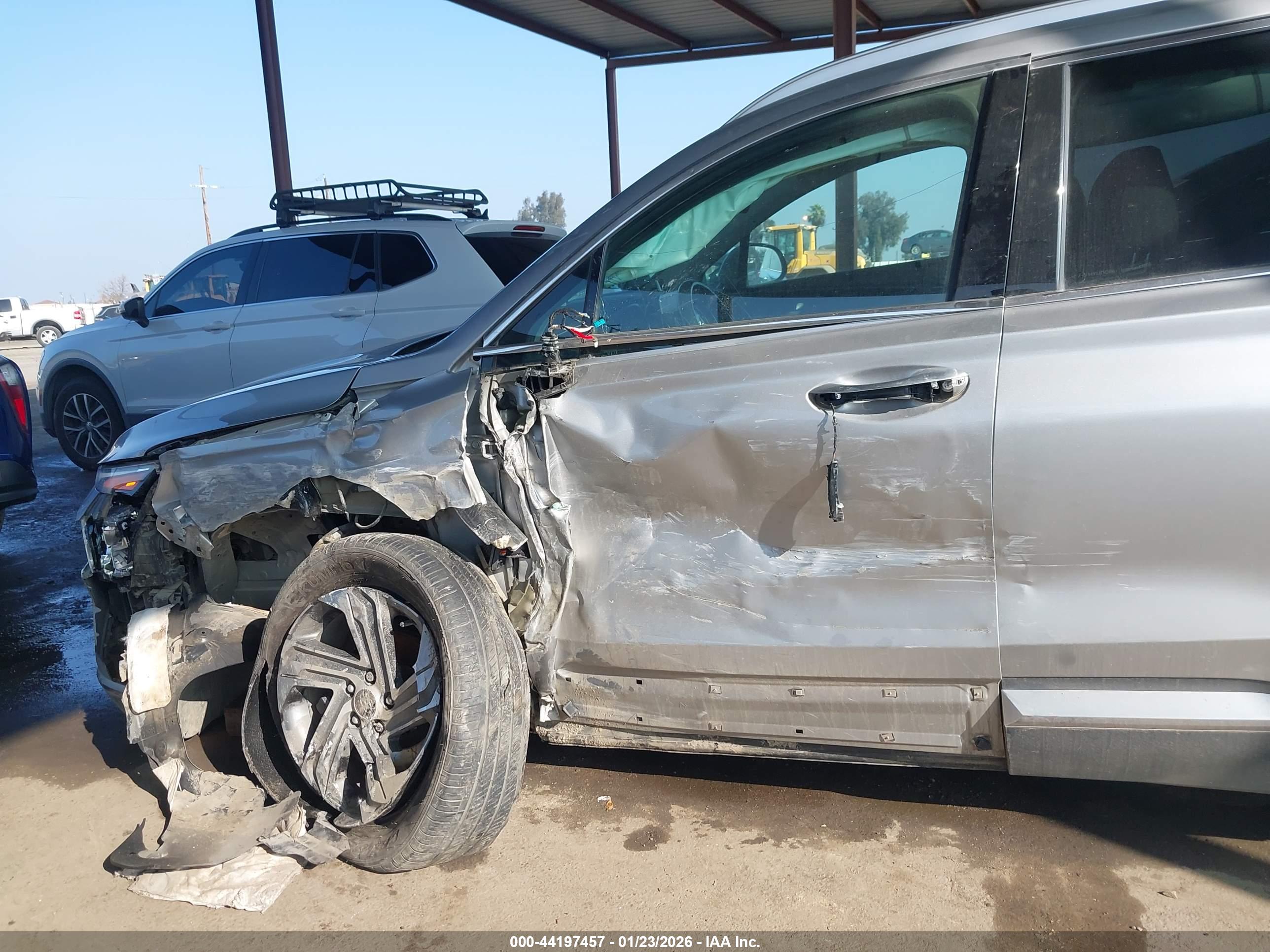 HYUNDAI SANTA image 6
