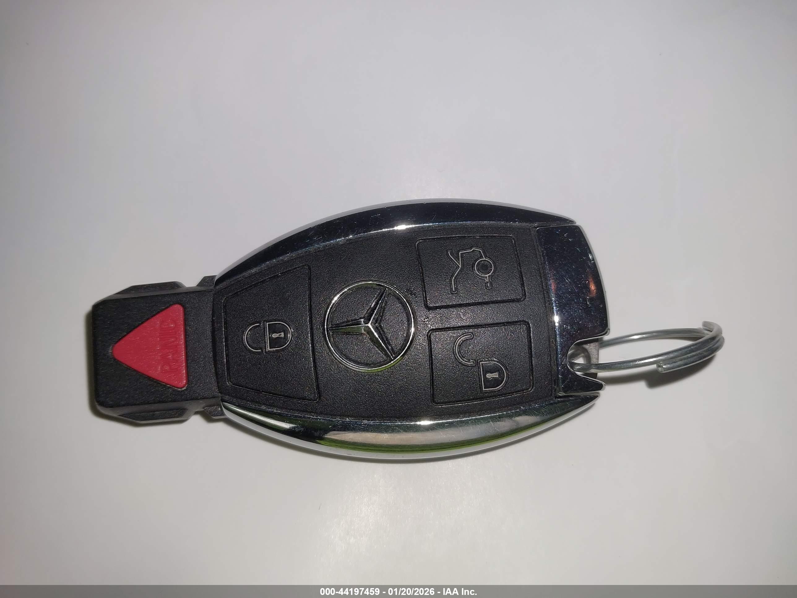 MERCEDES-BENZ GLK image 11
