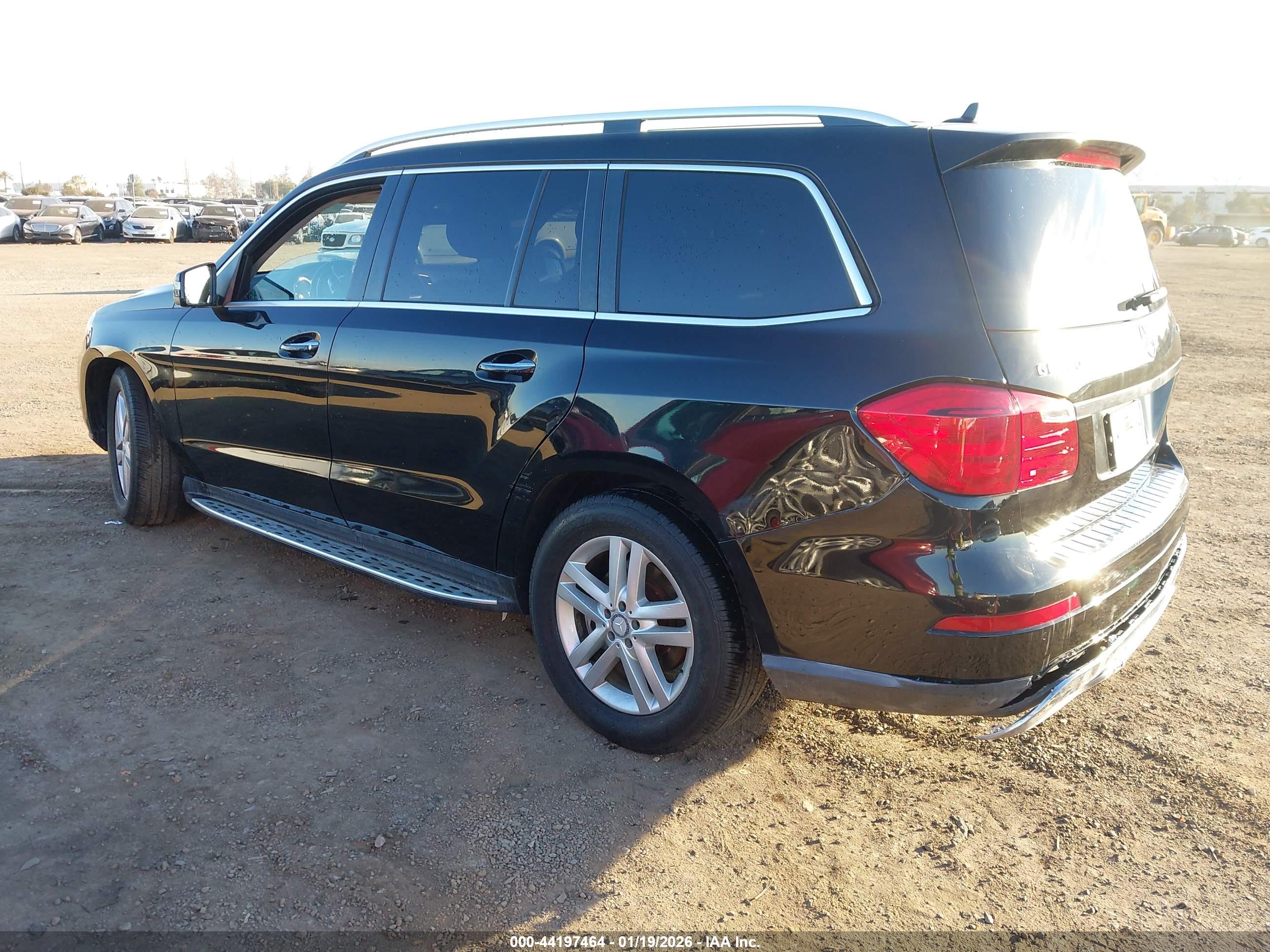 MERCEDES-BENZ GL image 3