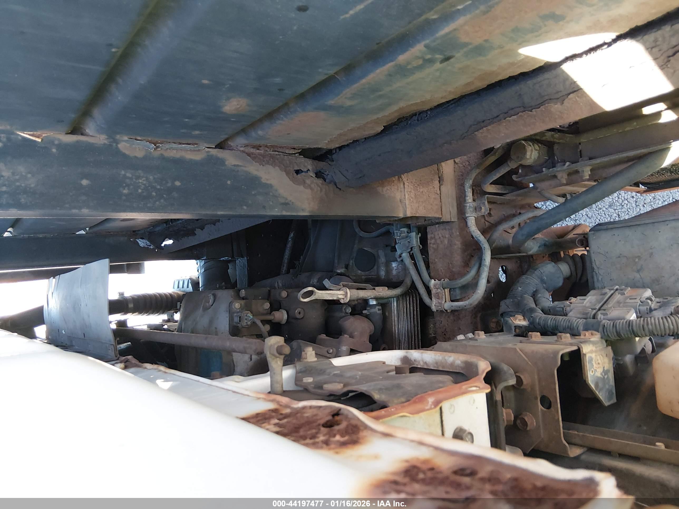 MITSUBISHI FUSO image 10