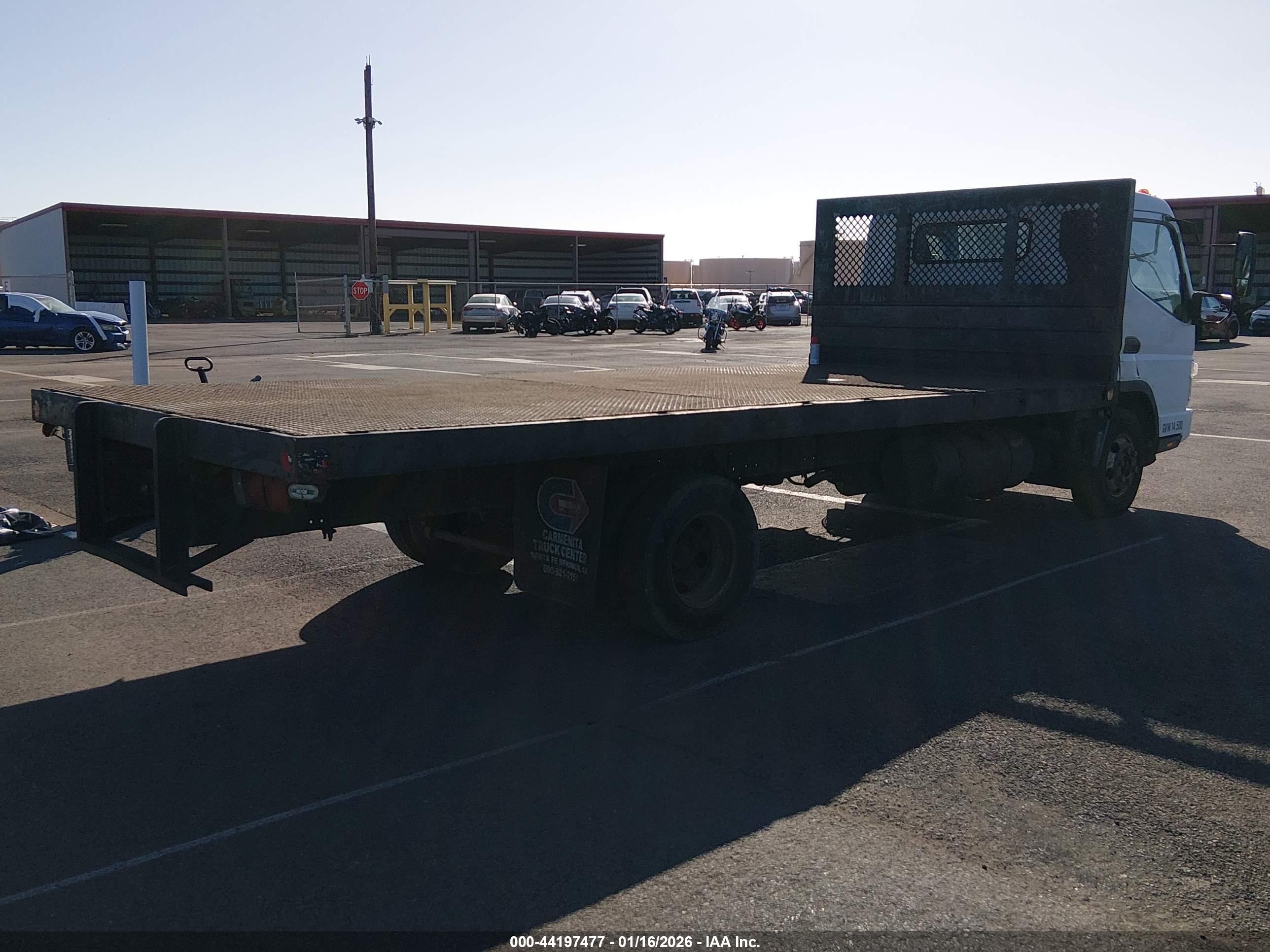 MITSUBISHI FUSO image 4
