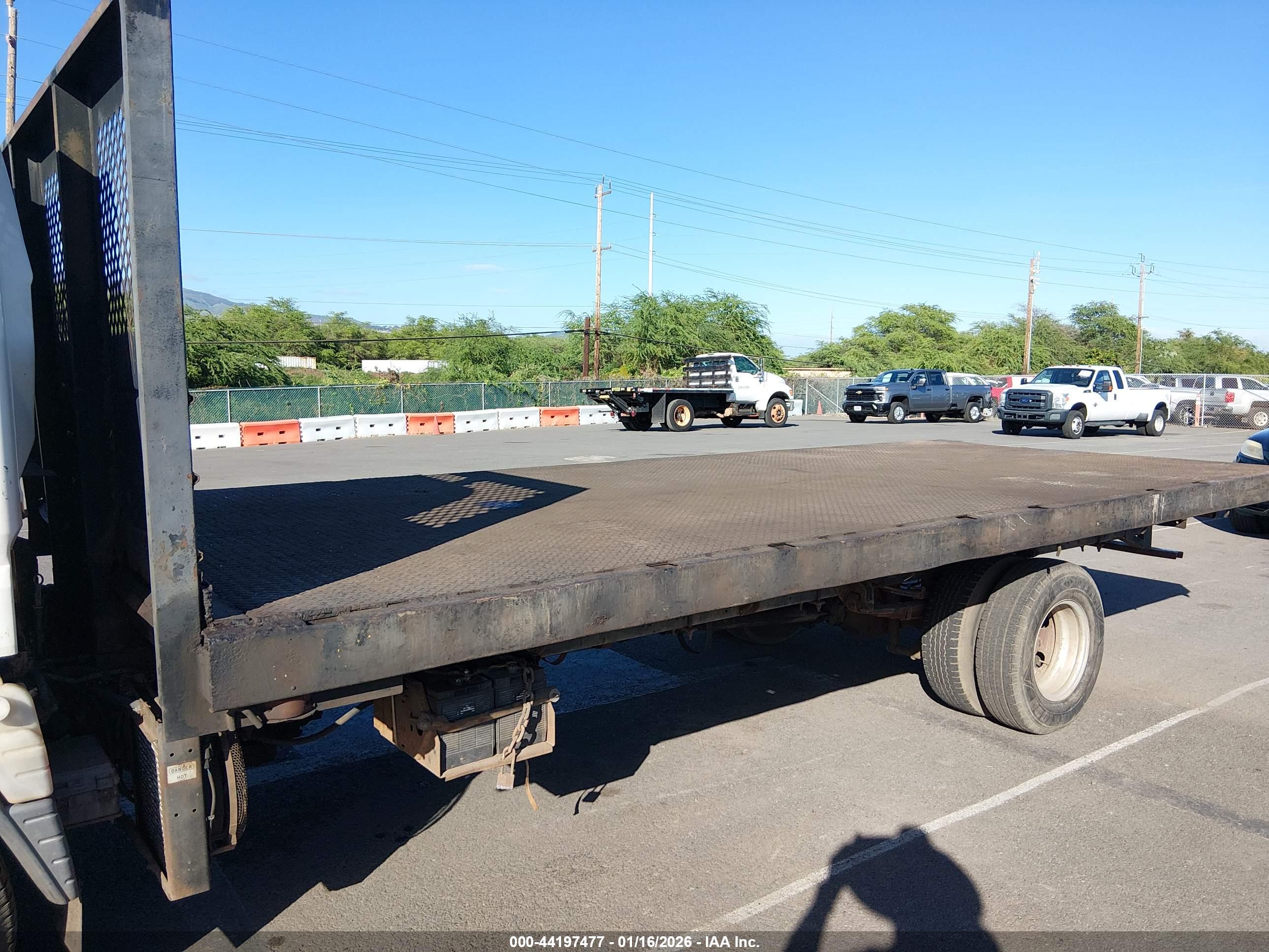 MITSUBISHI FUSO image 8