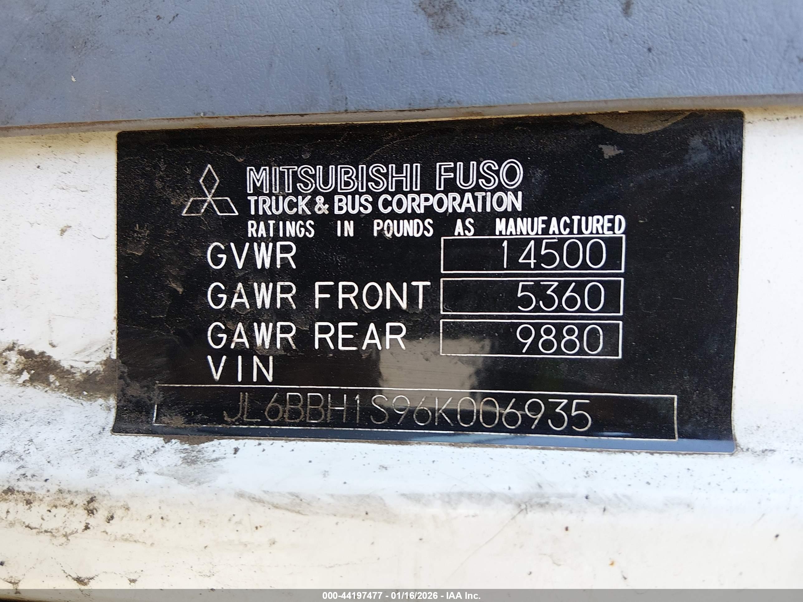 MITSUBISHI FUSO image 9