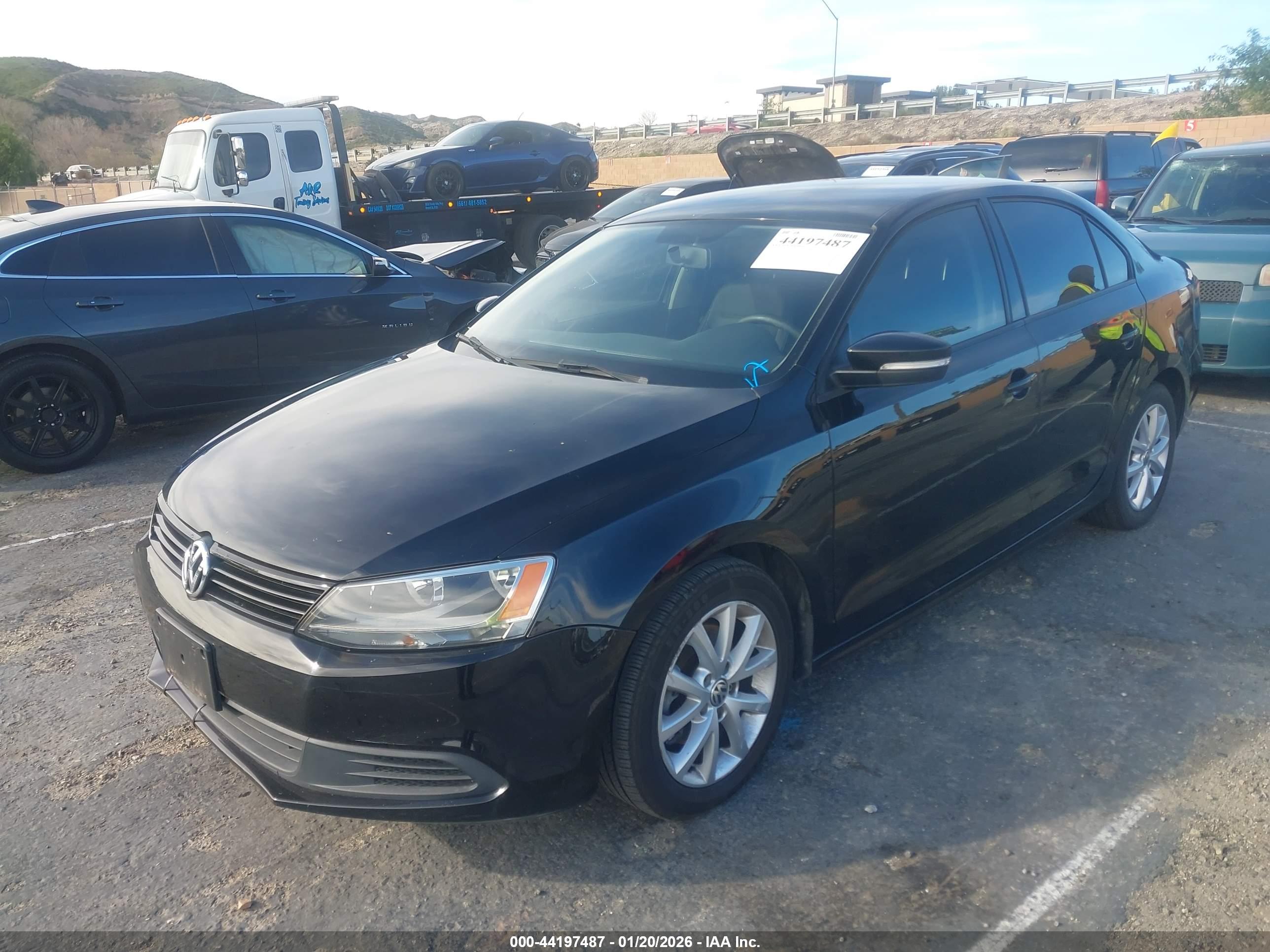 VOLKSWAGEN JETTA image 2