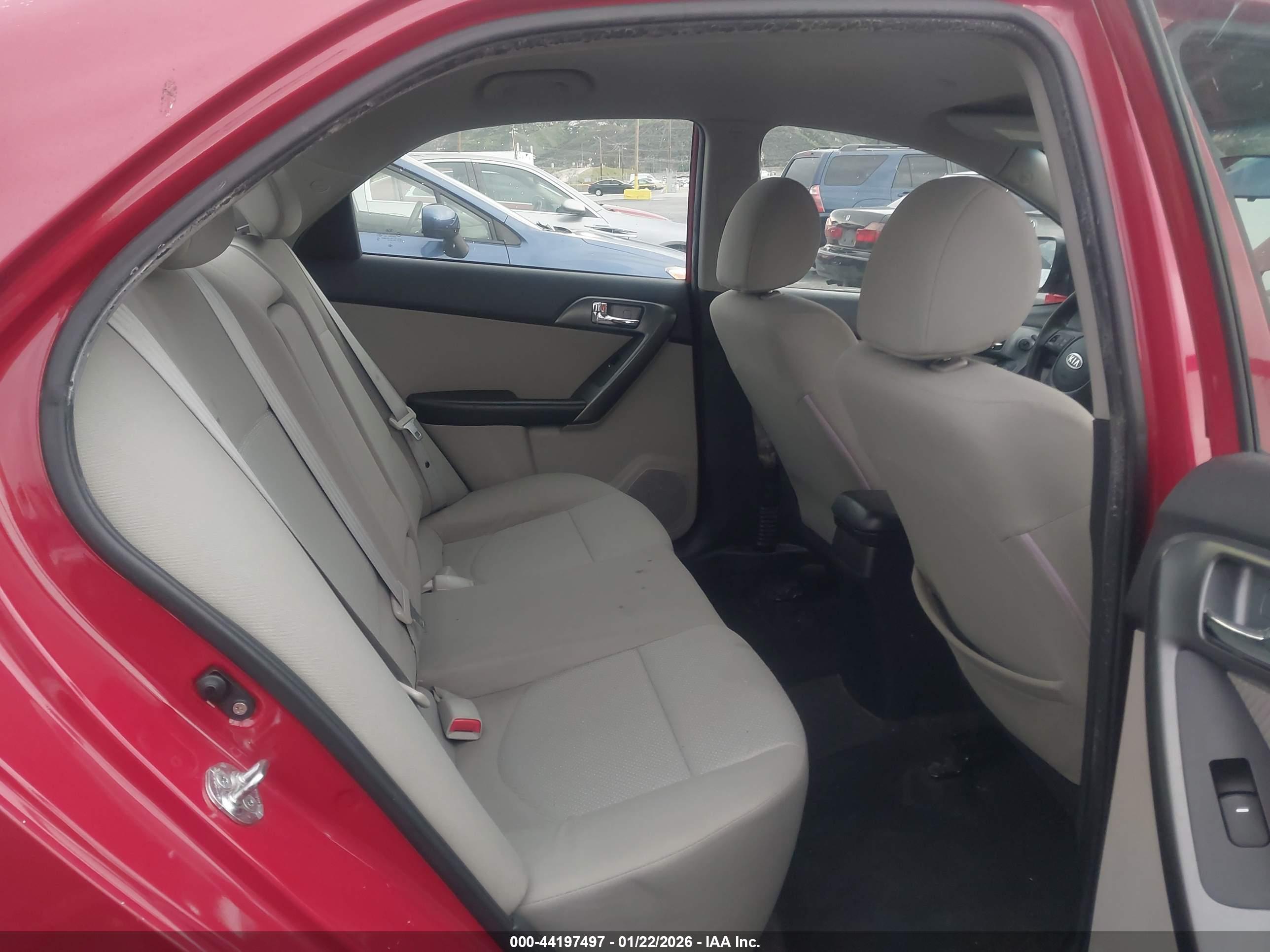 KIA FORTE image 8