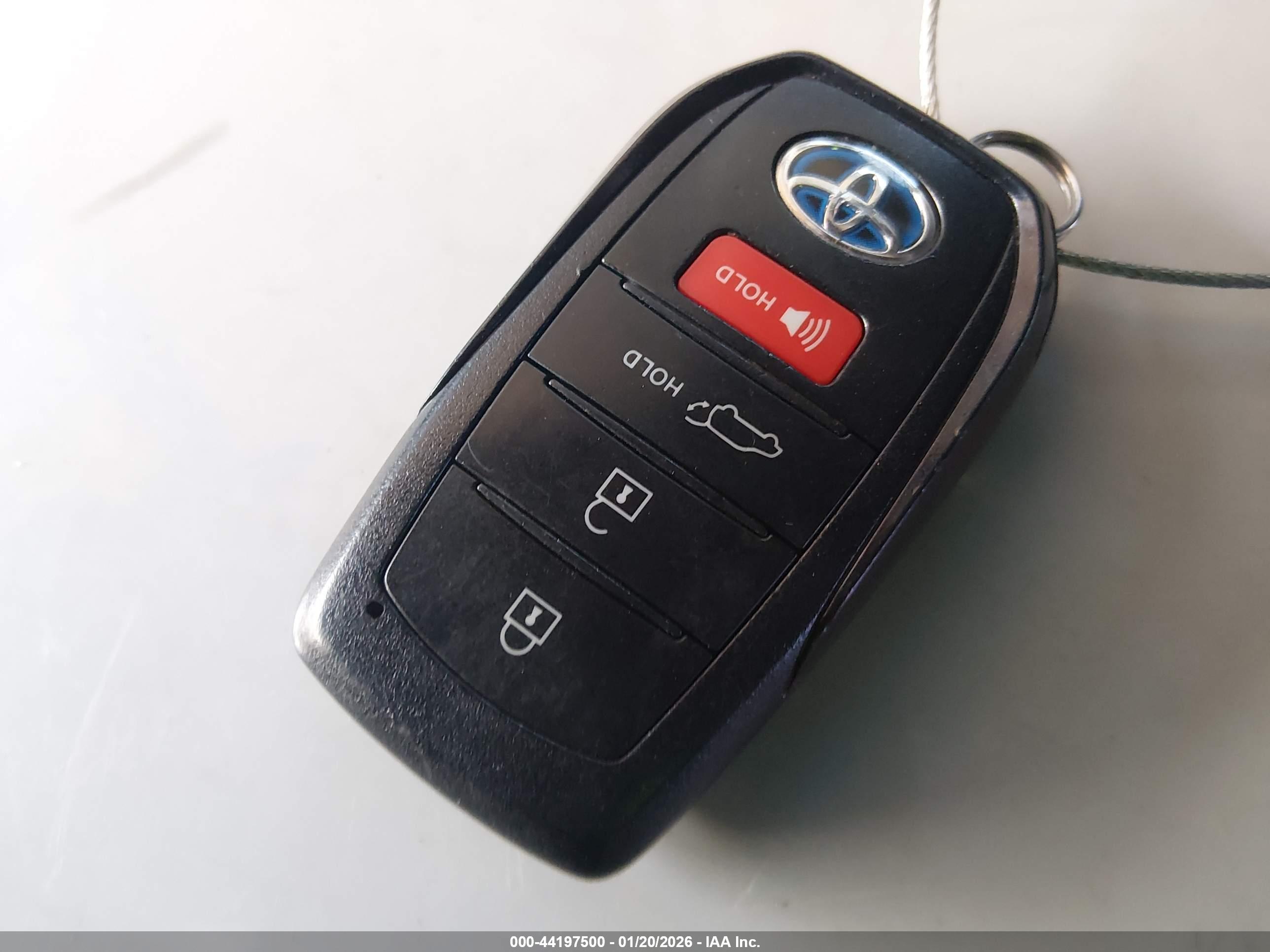 TOYOTA VENZA image 11