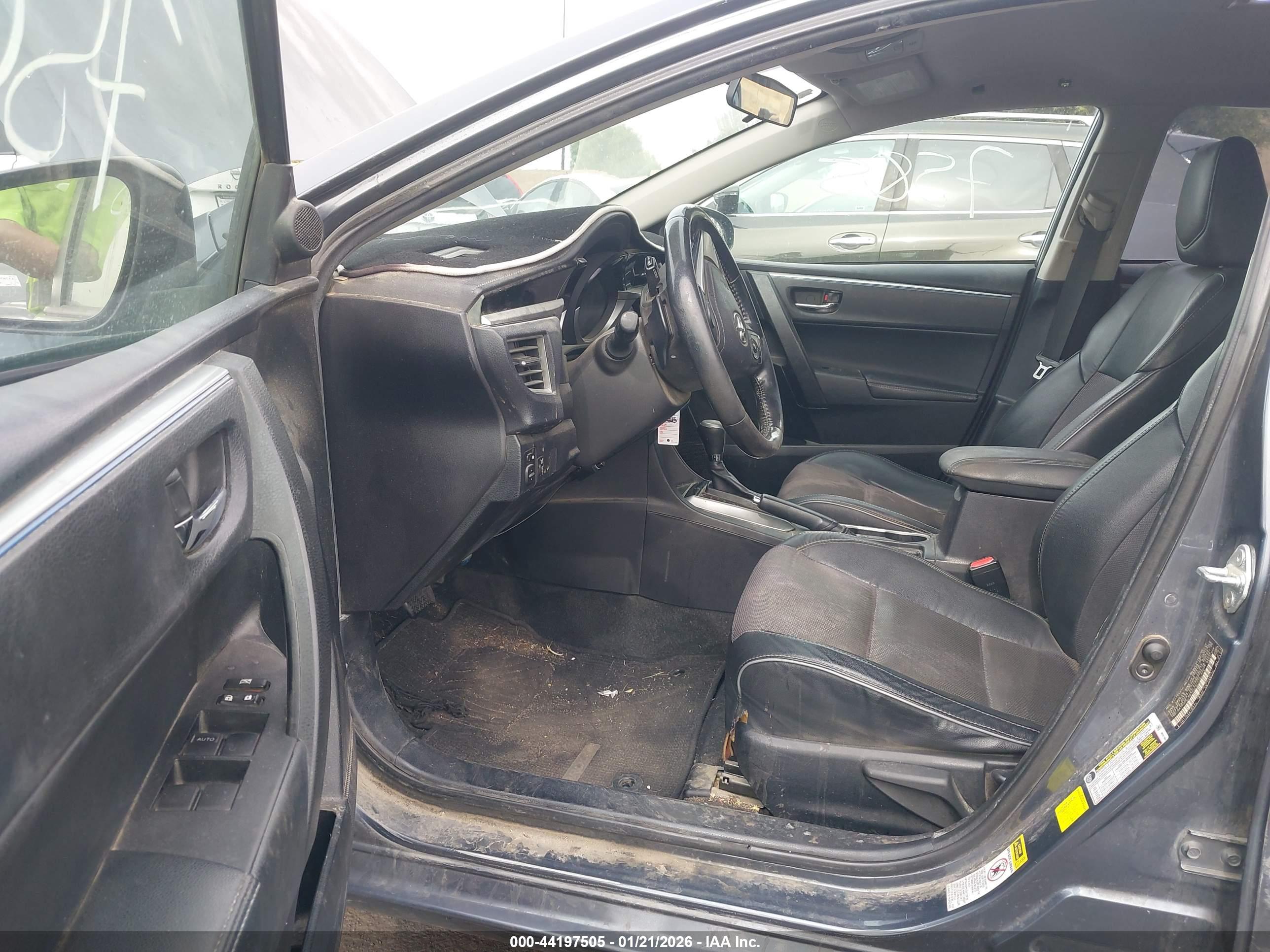 TOYOTA COROLLA image 5