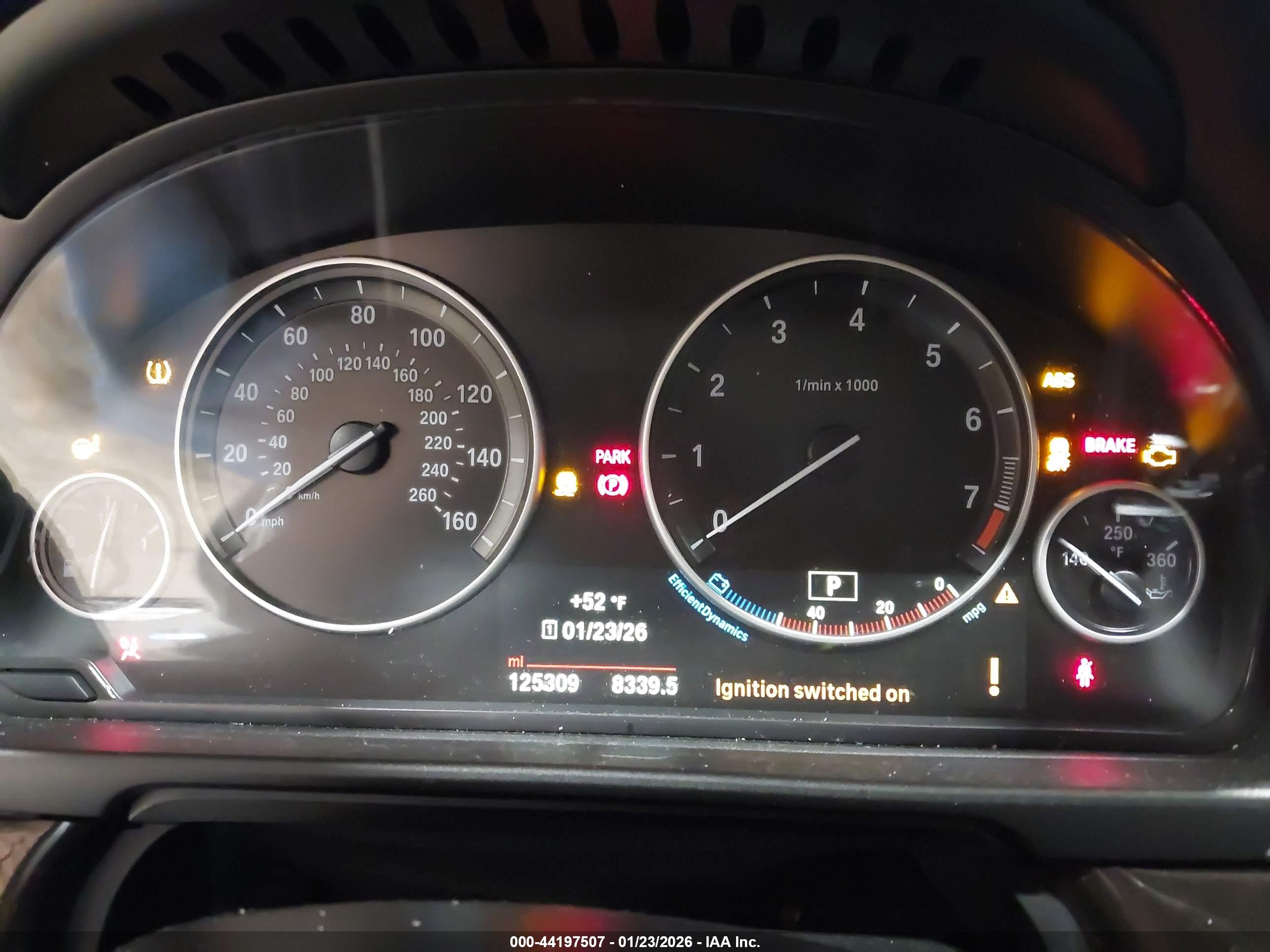 BMW 528I image 7