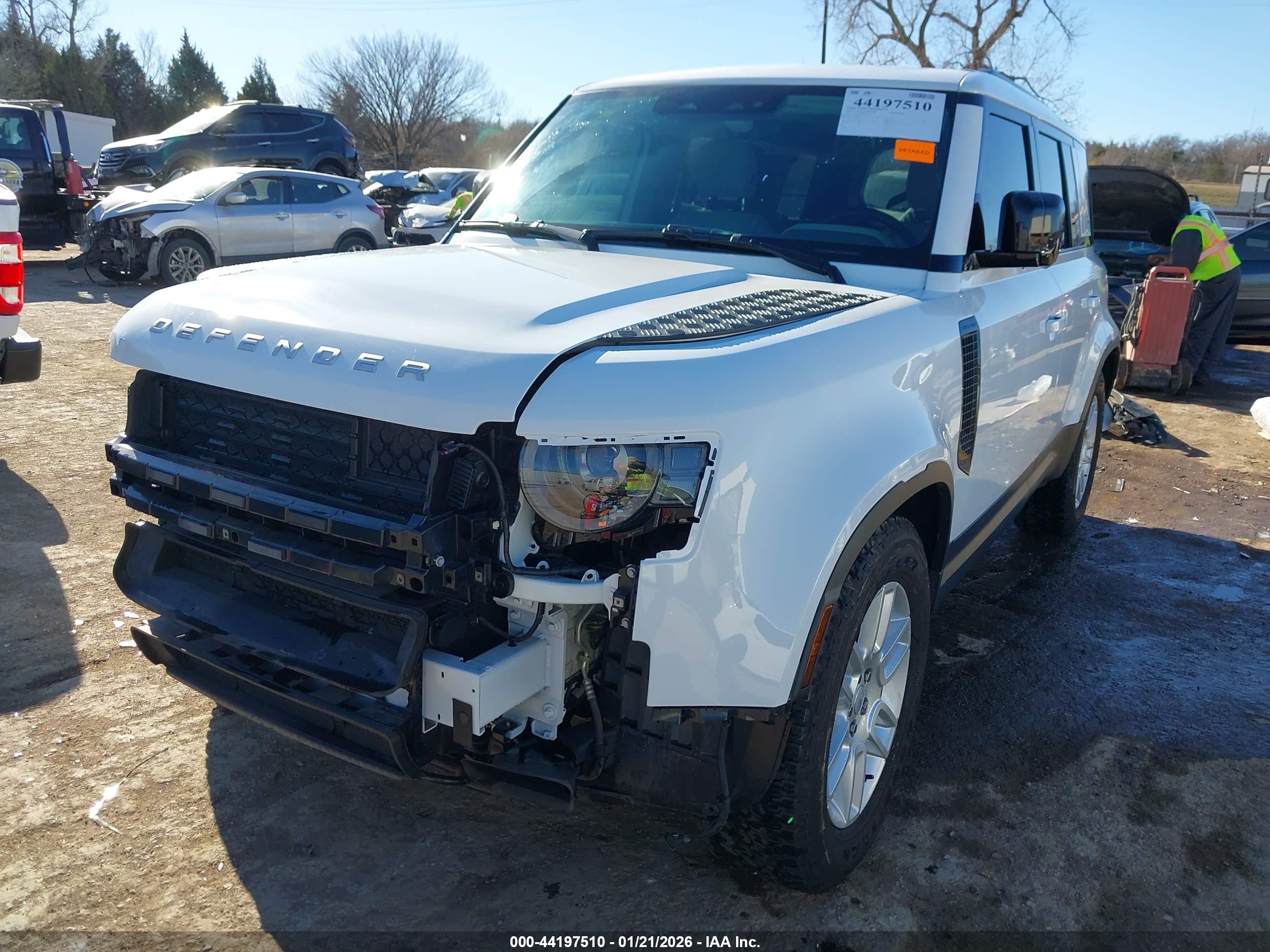 LAND ROVER image 2
