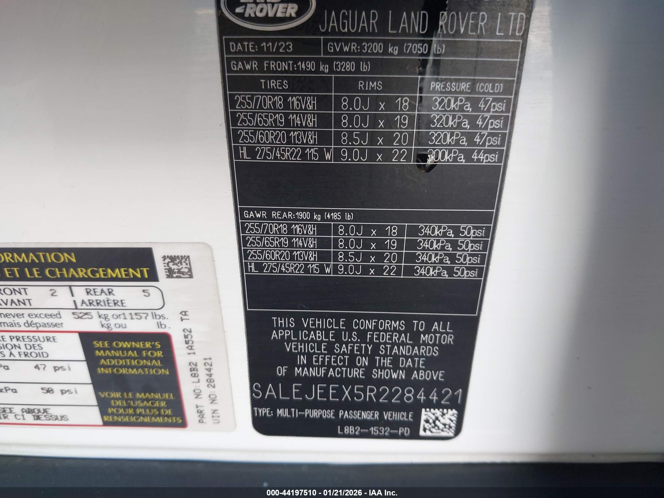 LAND ROVER image 9