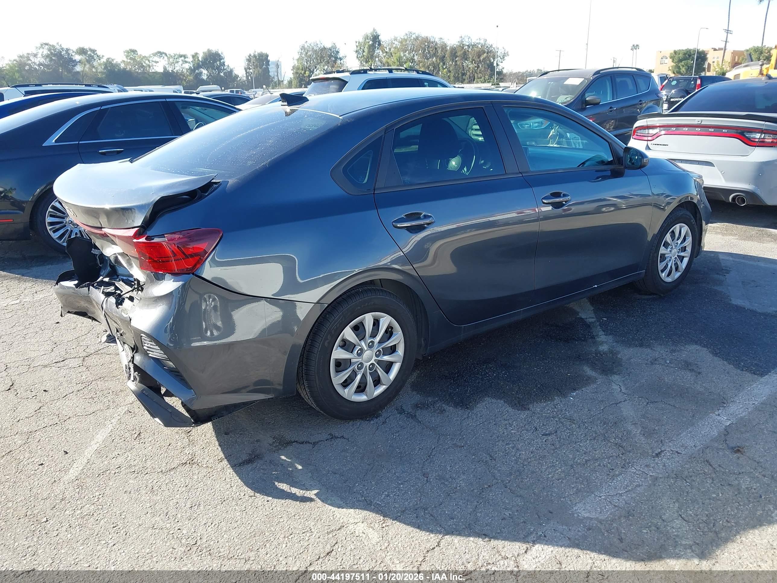 KIA FORTE image 4