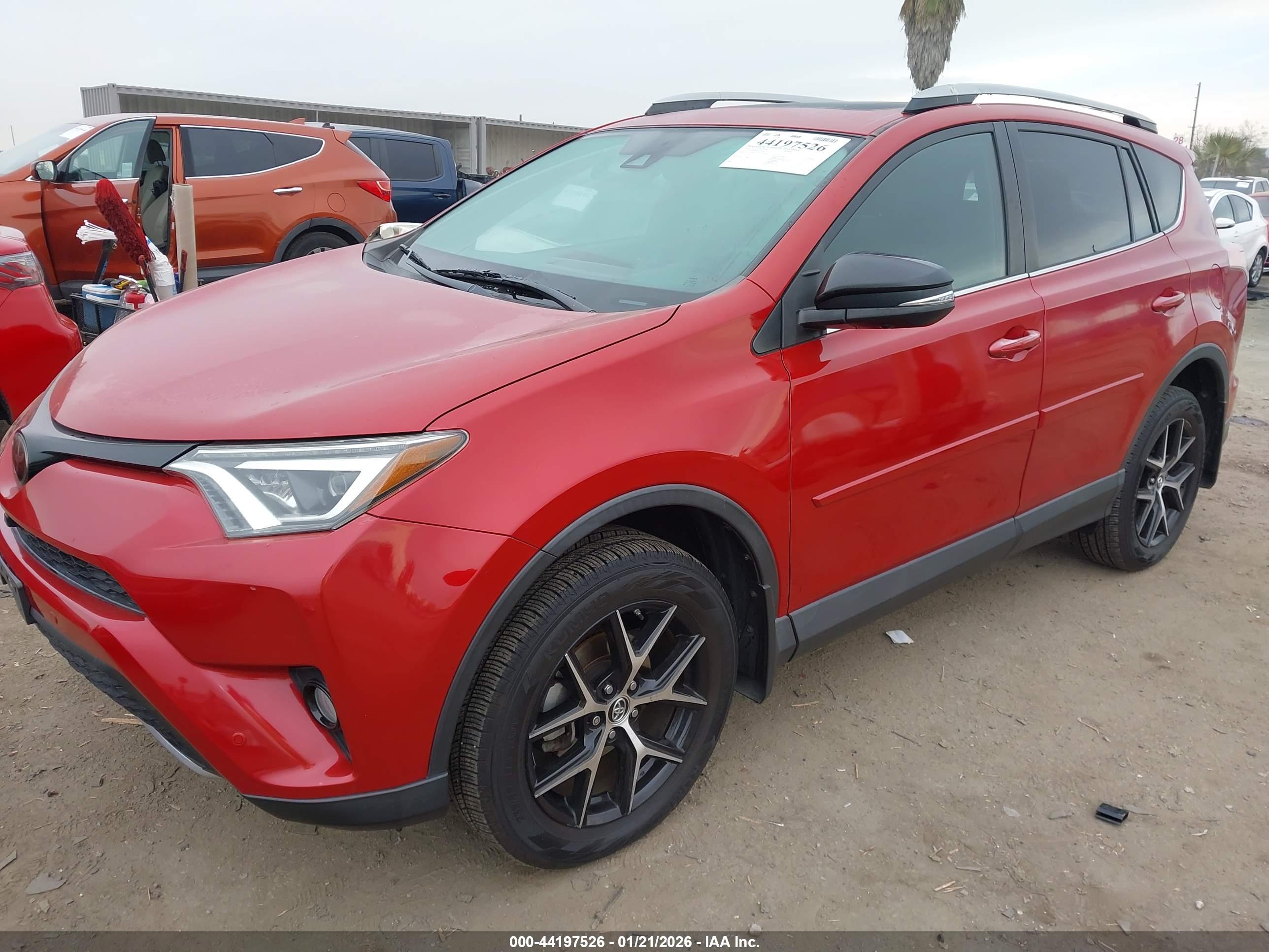 TOYOTA RAV4 image 2