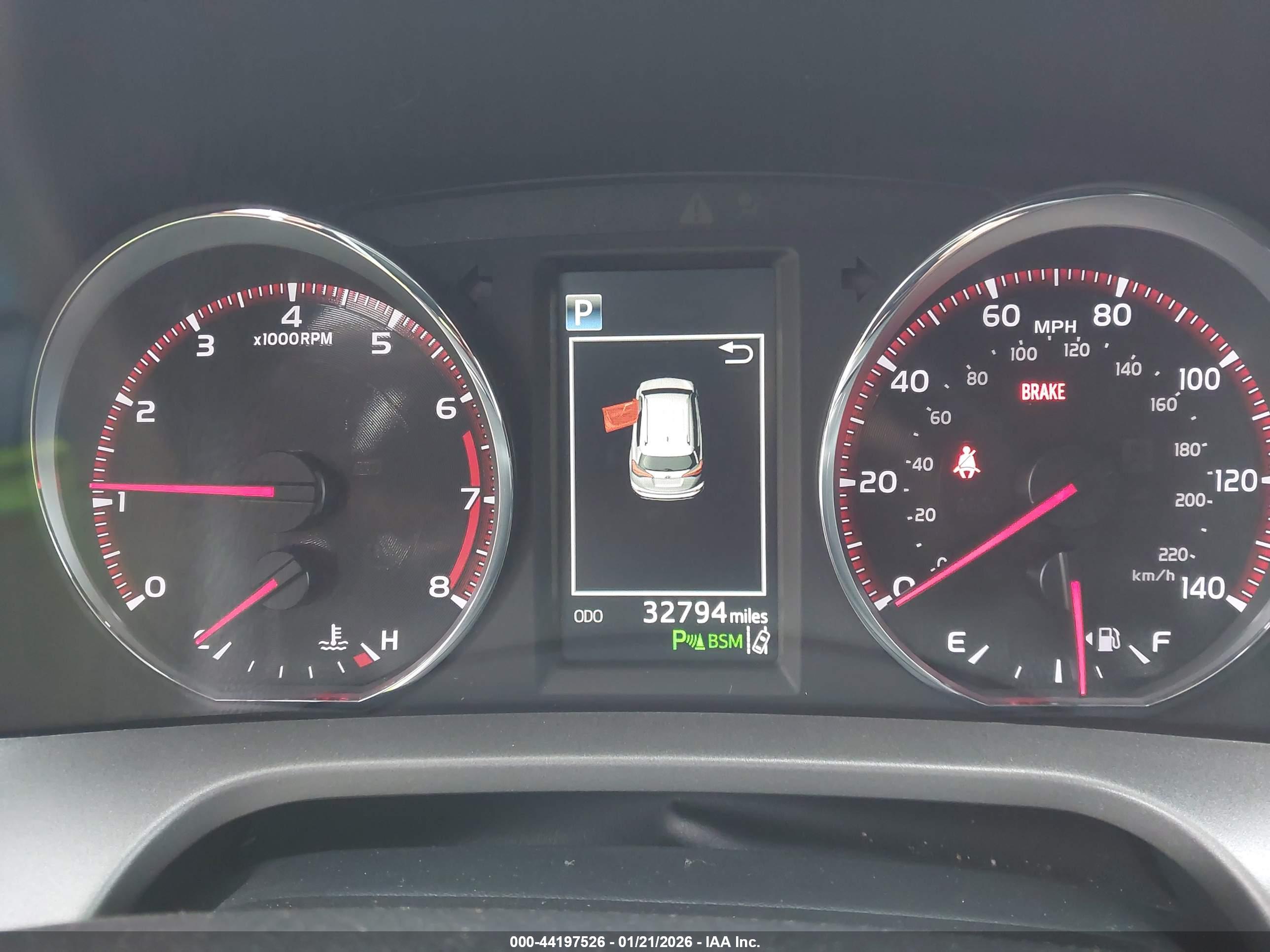 TOYOTA RAV4 image 7