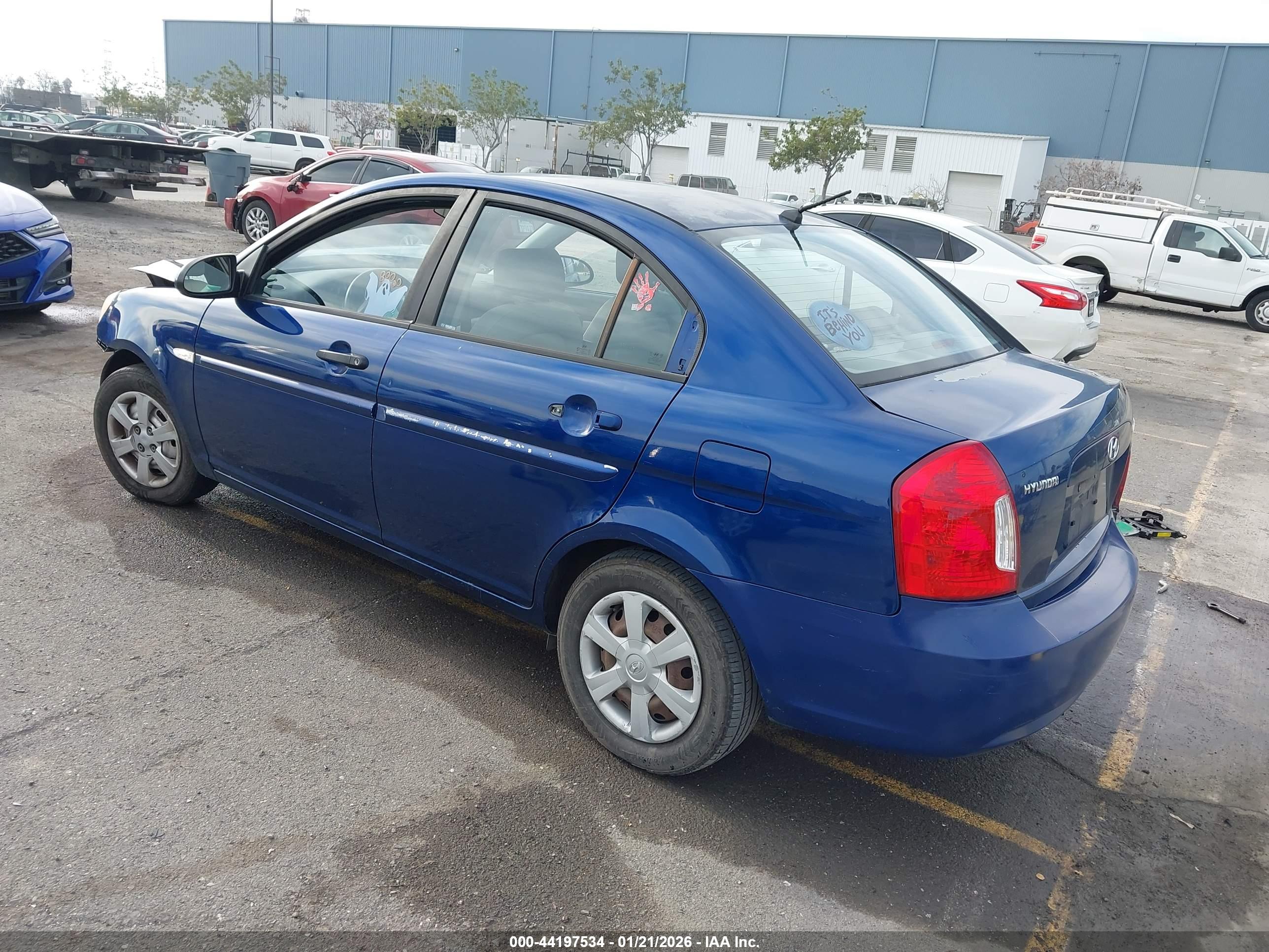 HYUNDAI ACCENT image 3