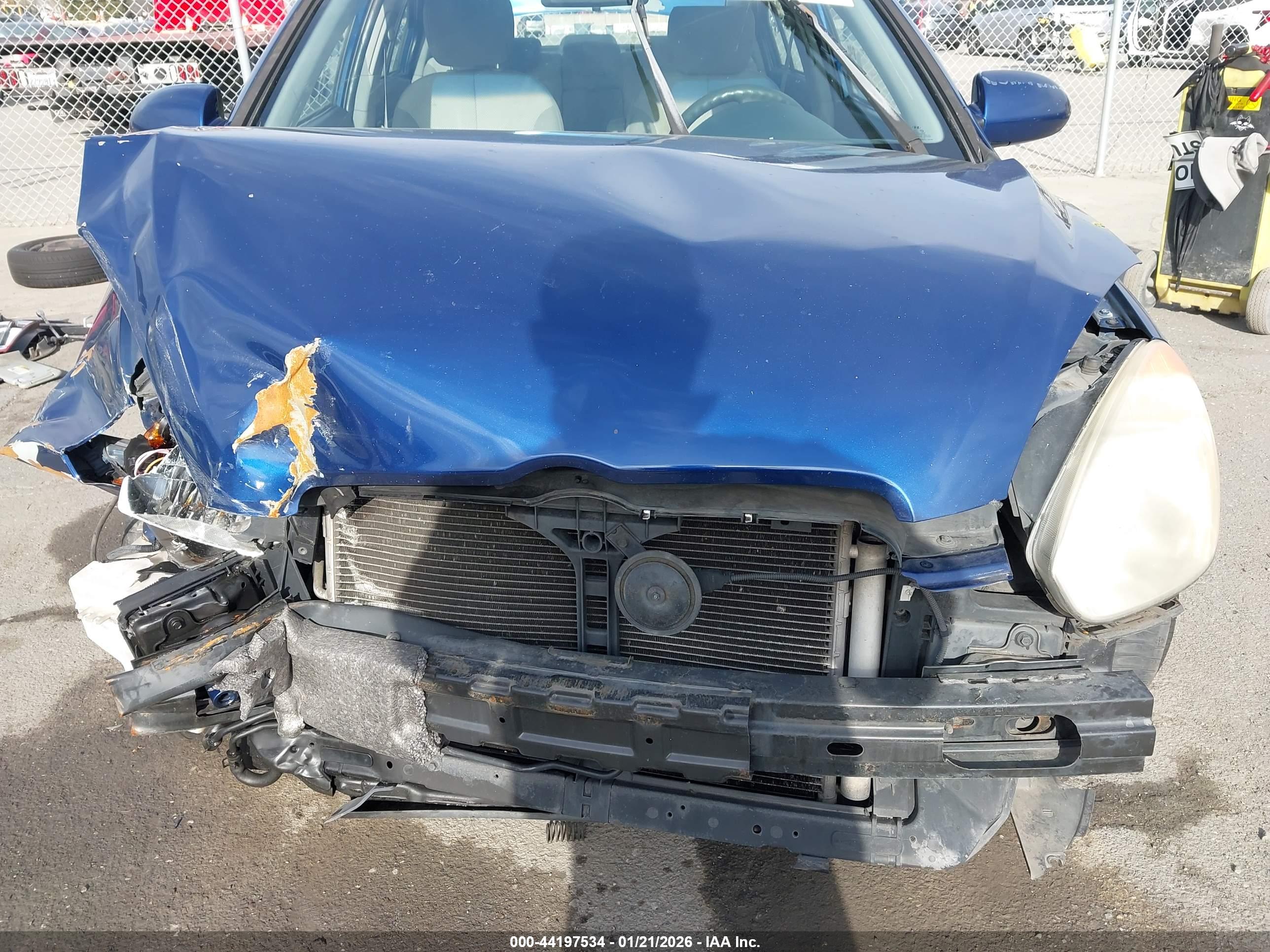 HYUNDAI ACCENT image 6
