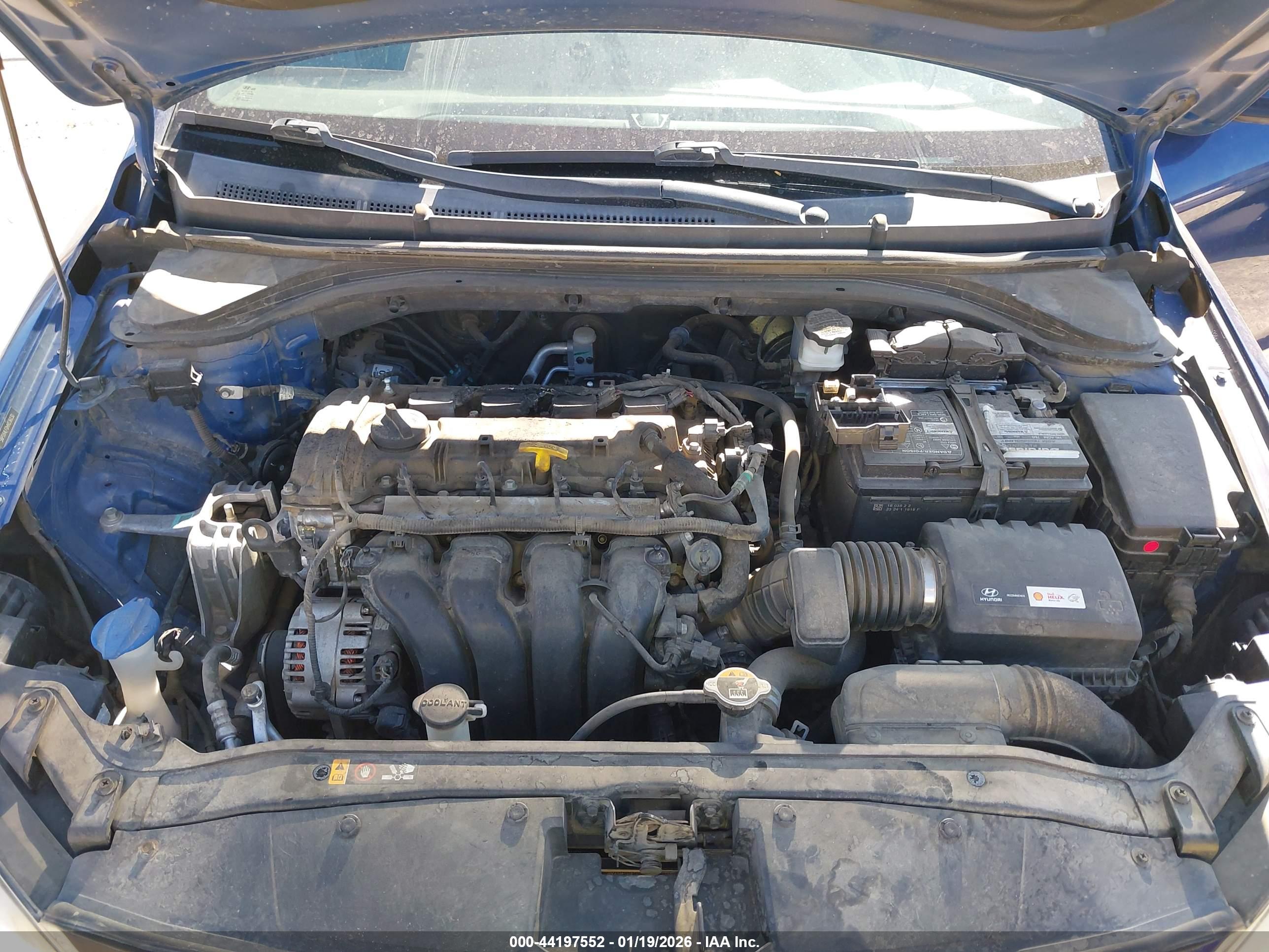 HYUNDAI ELANTRA image 10