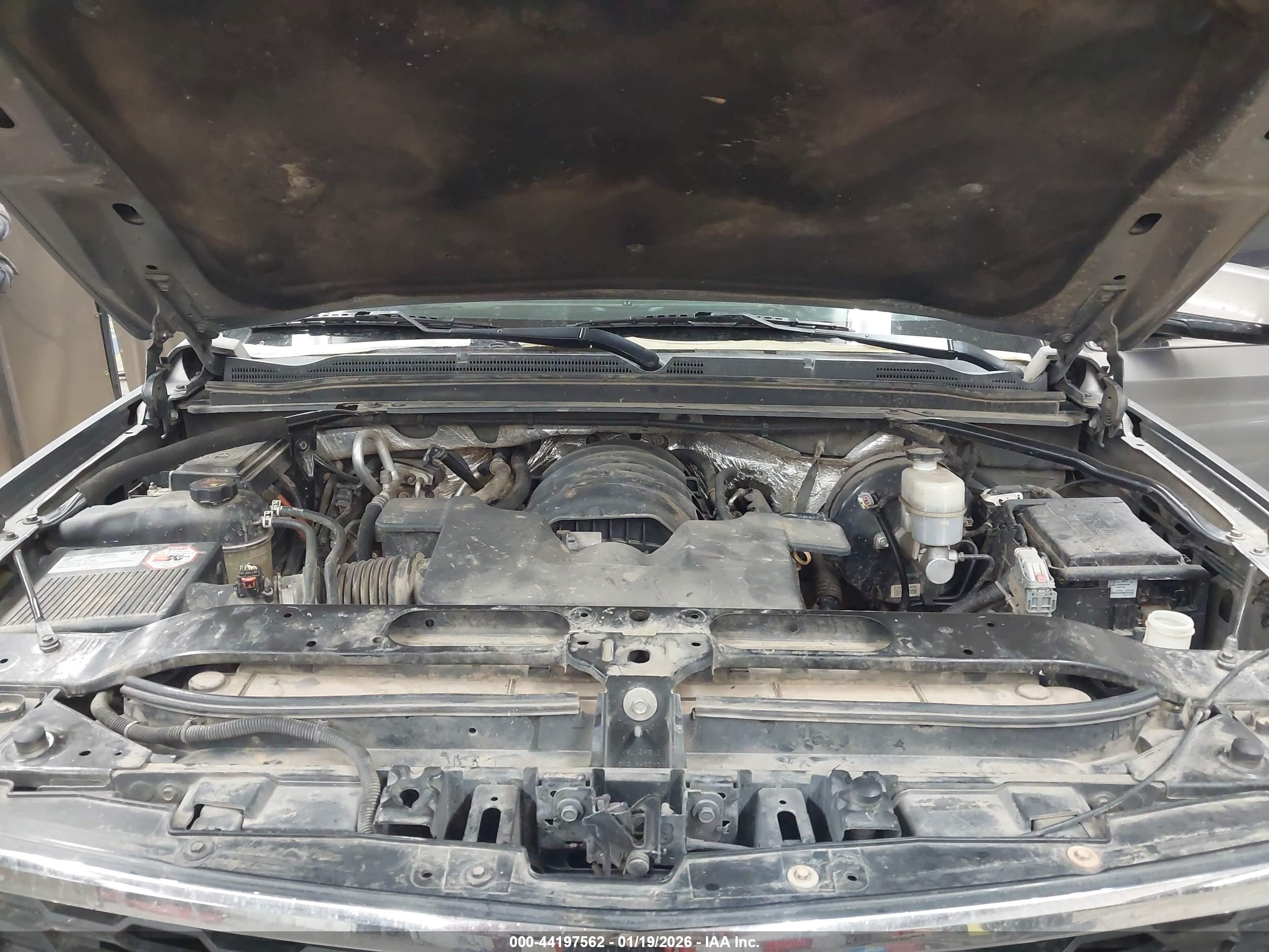 CHEVROLET TAHOE image 10