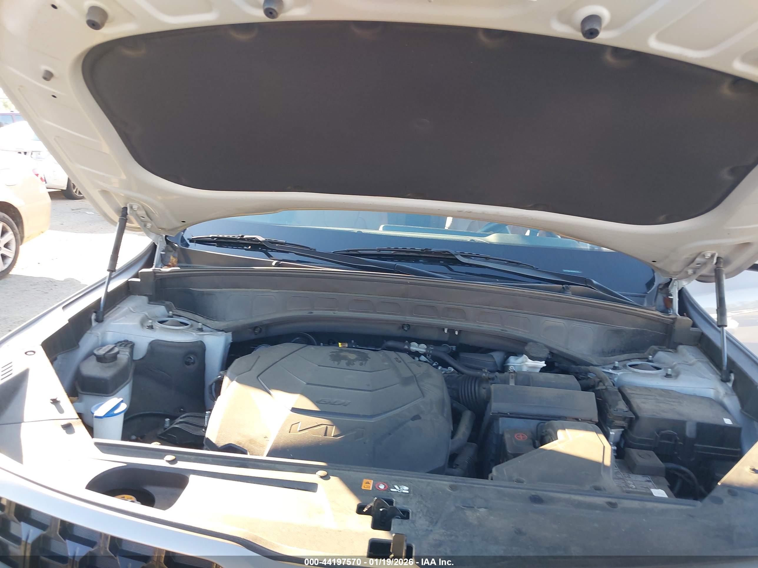 KIA TELLURIDE image 10
