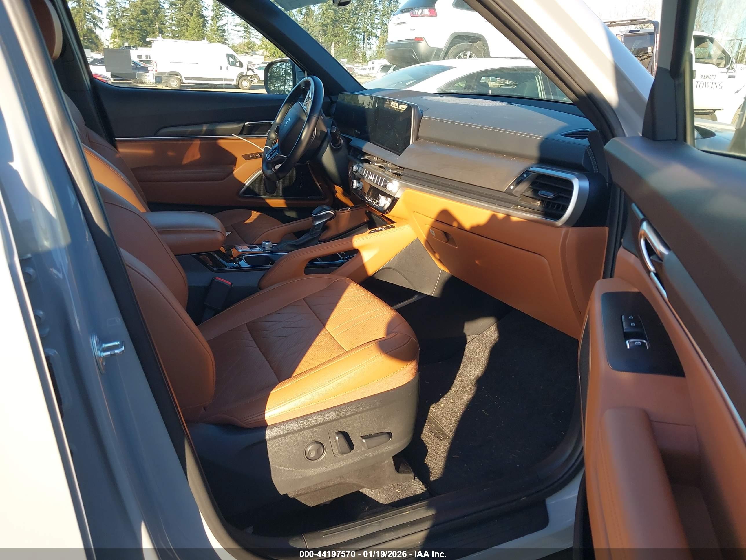 KIA TELLURIDE image 5