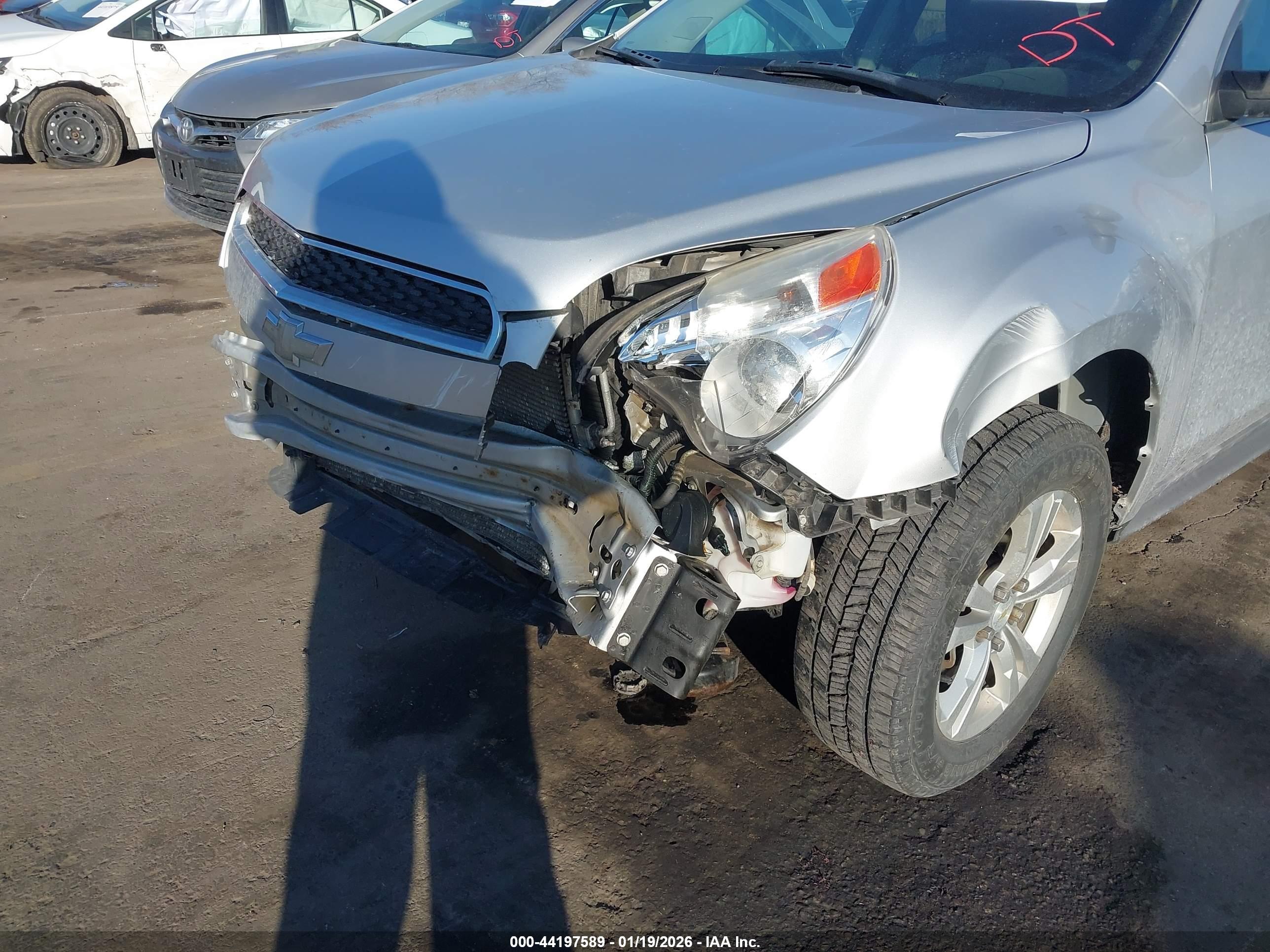 CHEVROLET EQUINOX image 6
