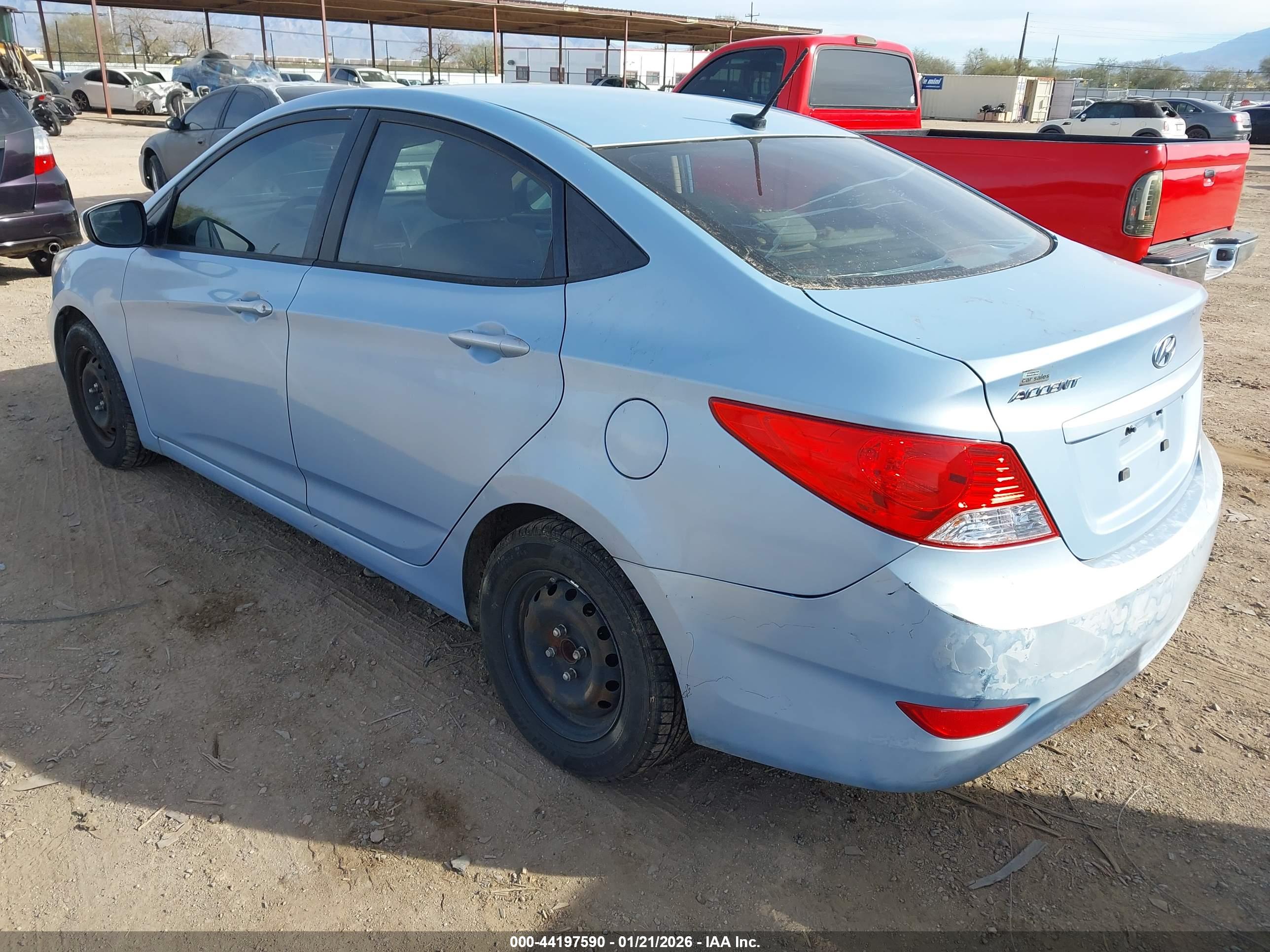 HYUNDAI ACCENT image 3