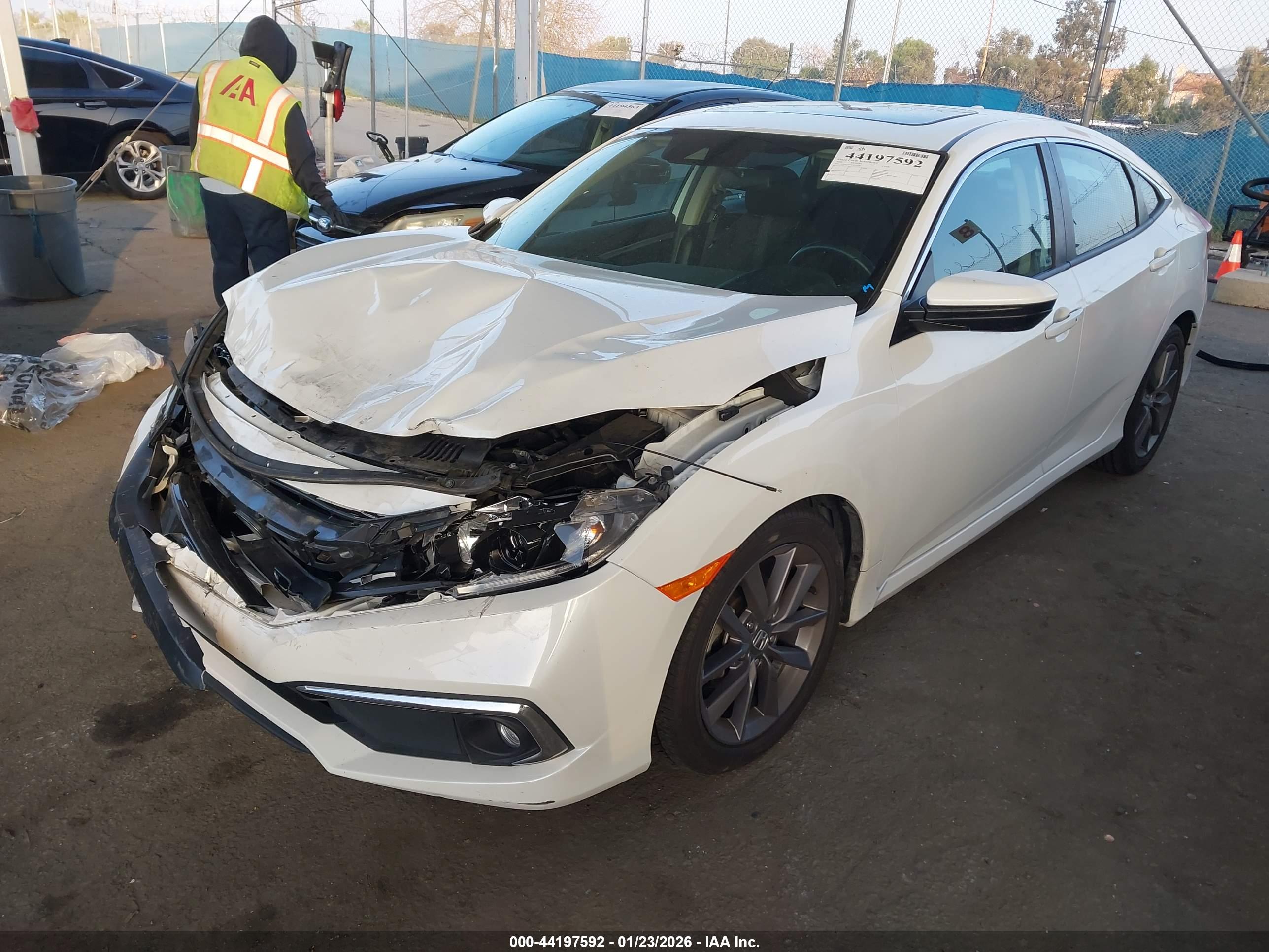 HONDA CIVIC image 2