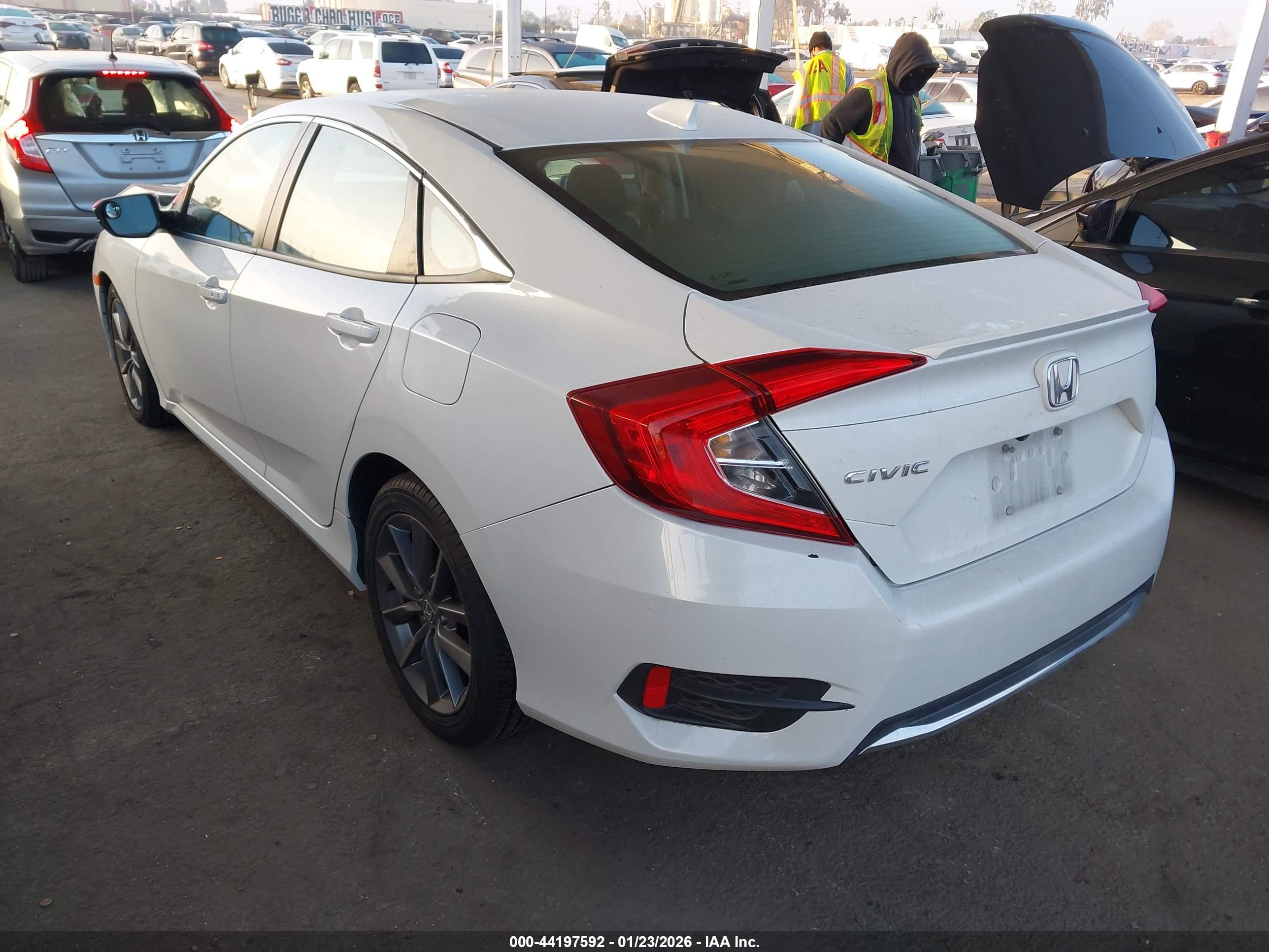 HONDA CIVIC image 3