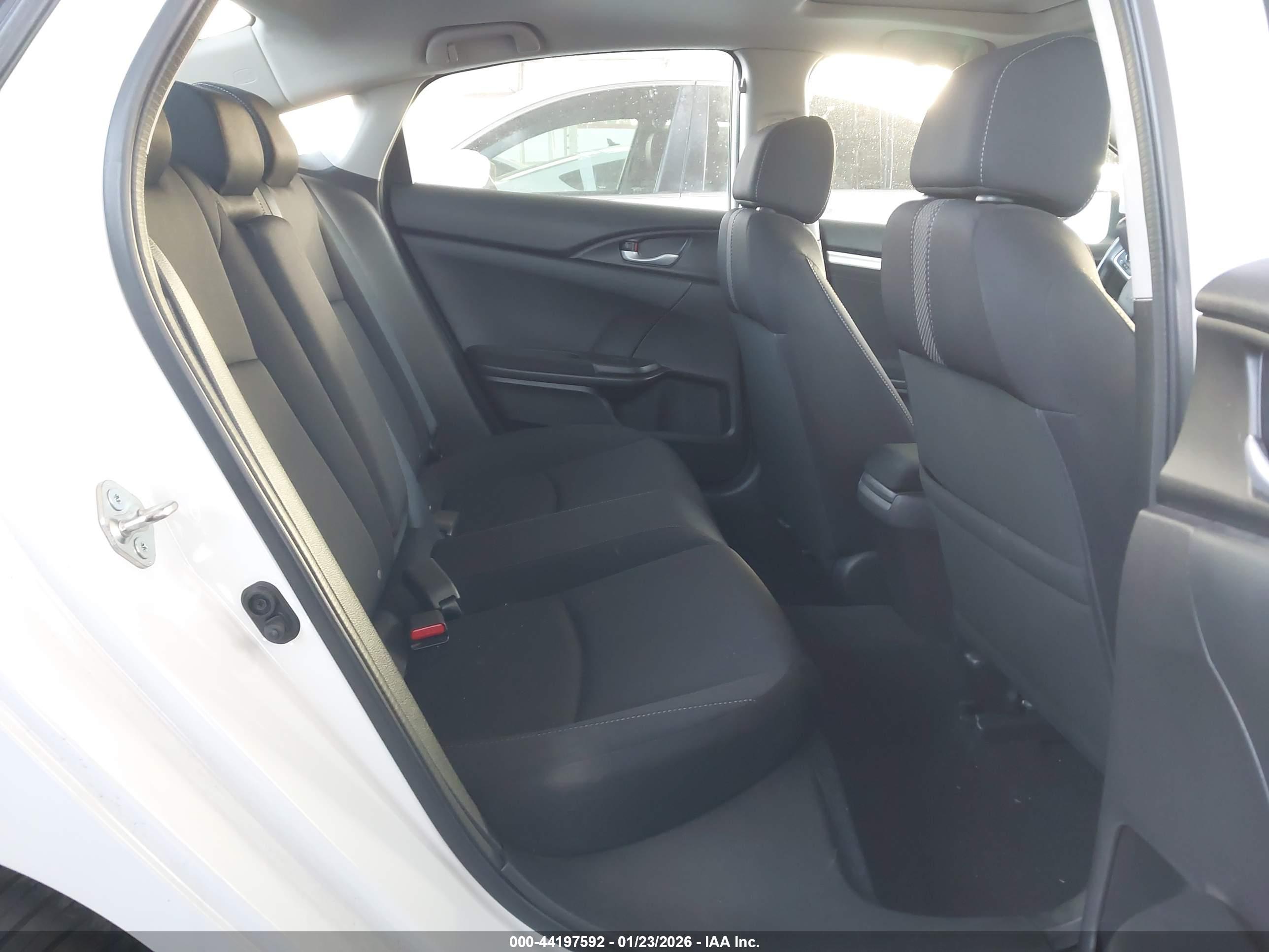 HONDA CIVIC image 8