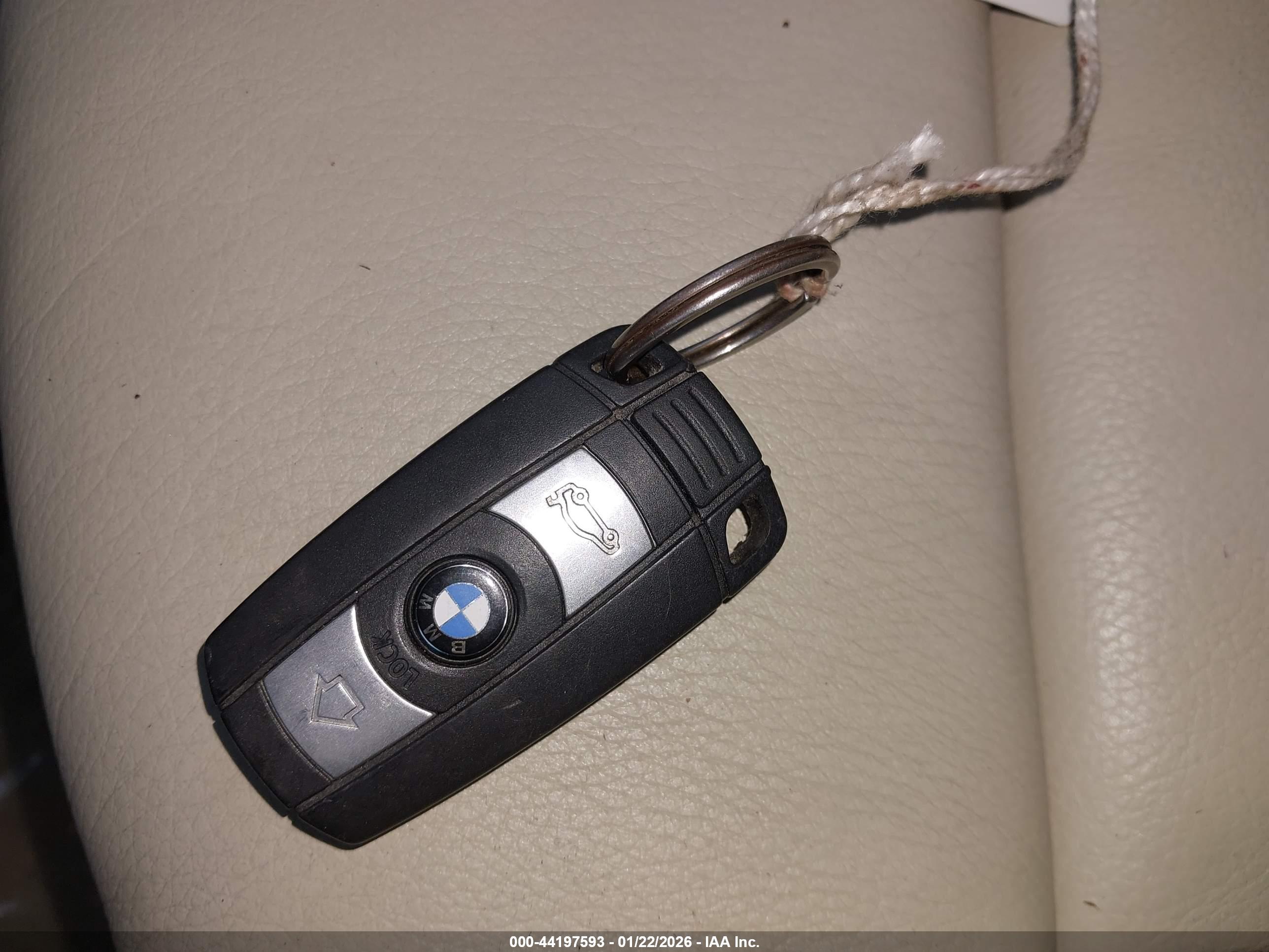 BMW 650I image 11
