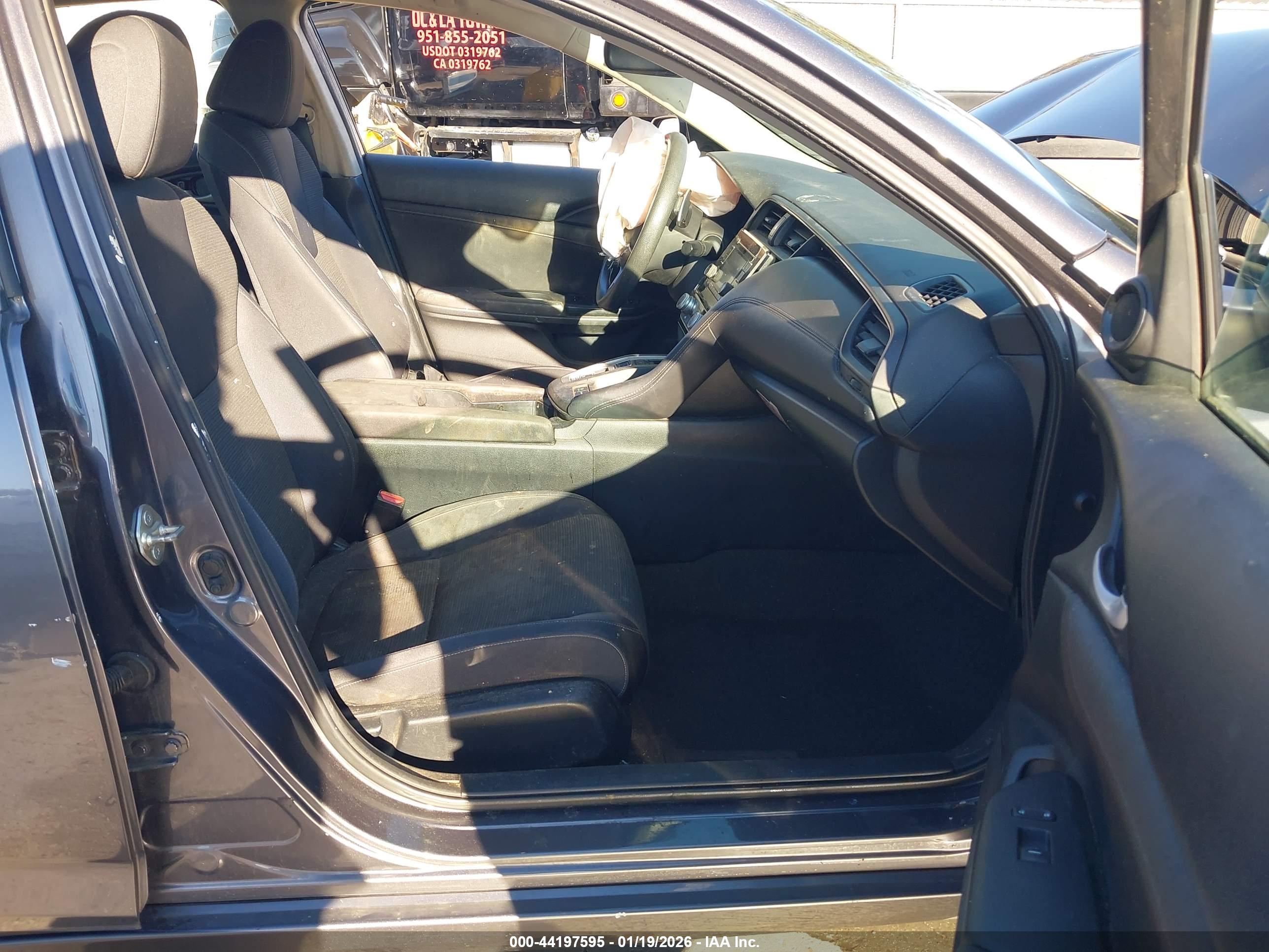 HONDA INSIGHT image 5