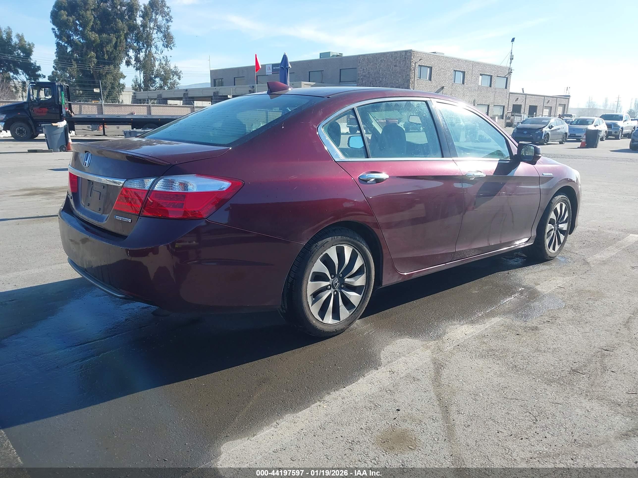 HONDA ACCORD image 4
