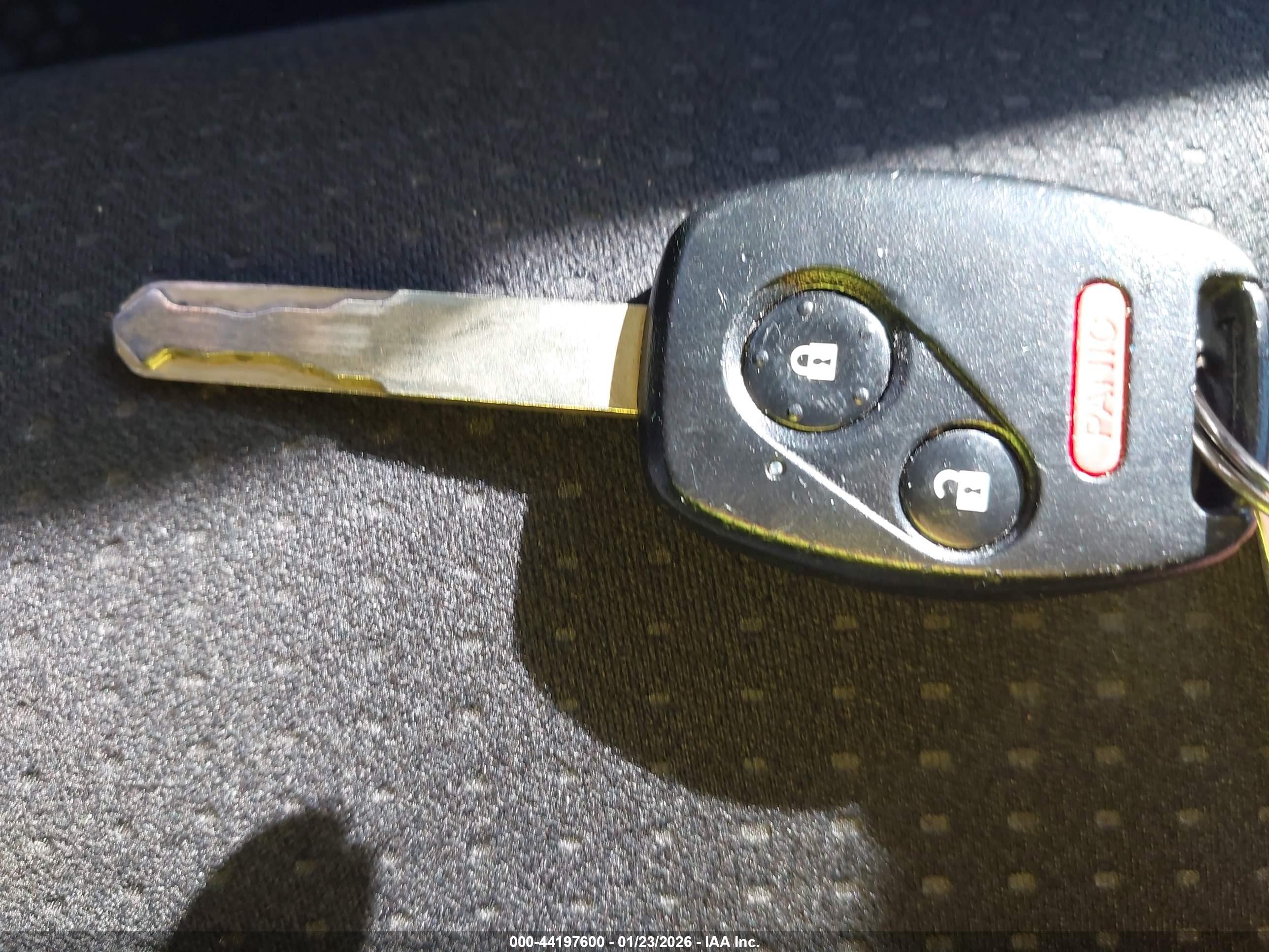 HONDA CR-V image 11
