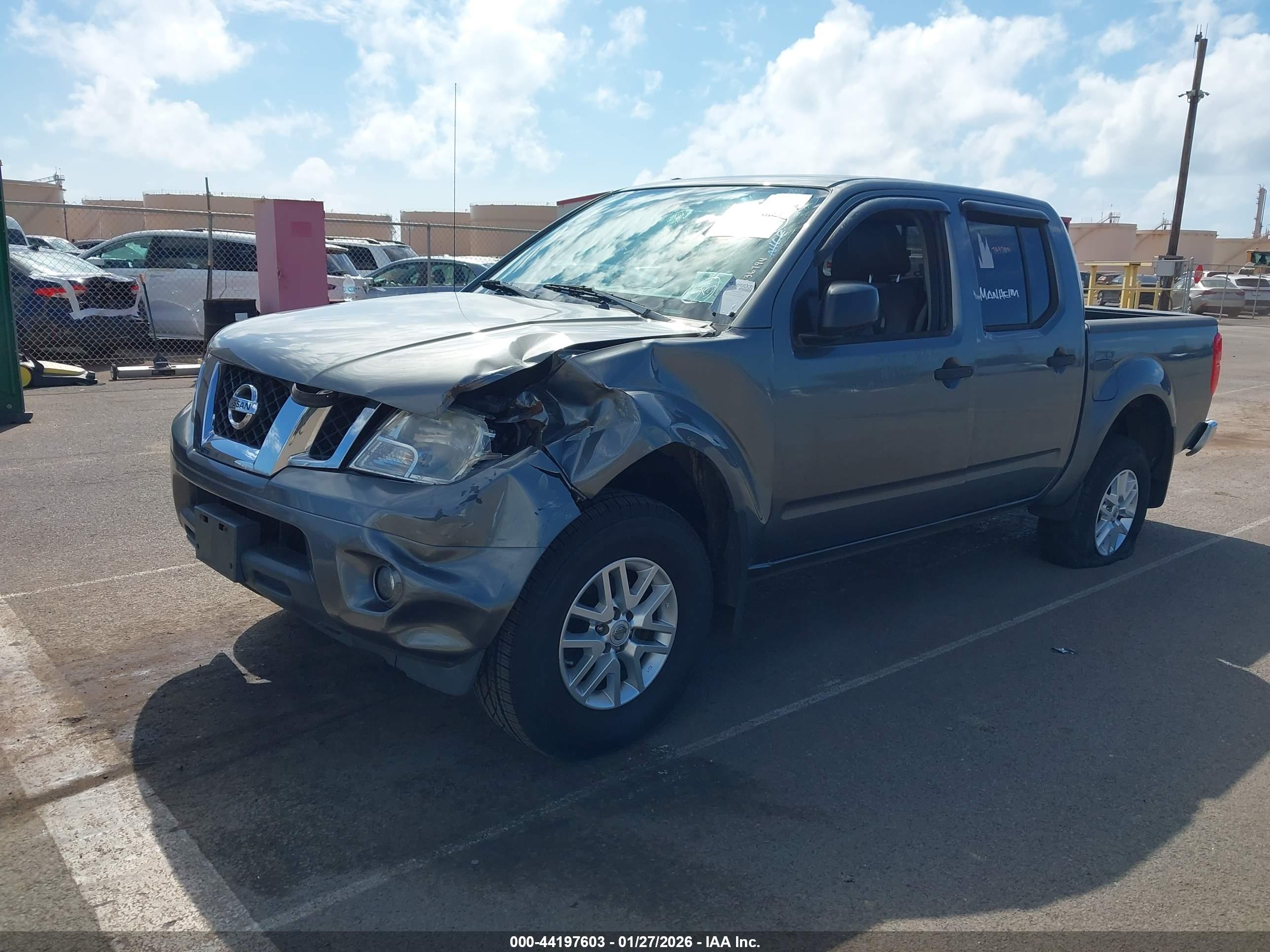 NISSAN FRONTIER image 2