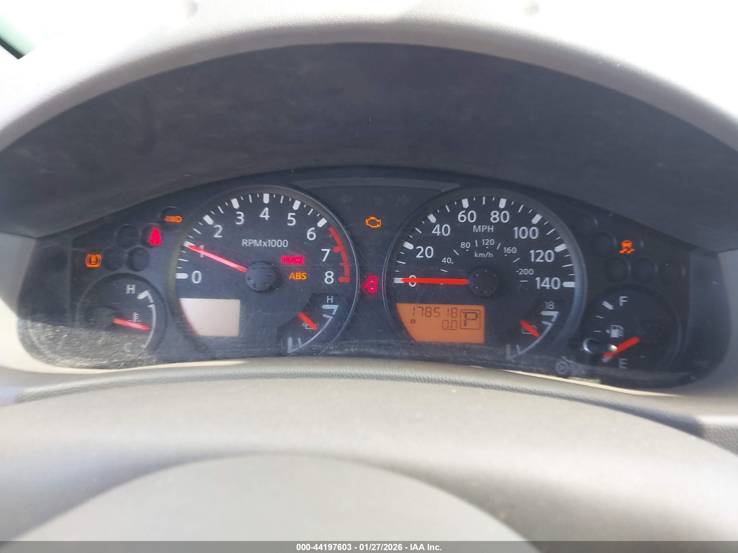 NISSAN FRONTIER image 7
