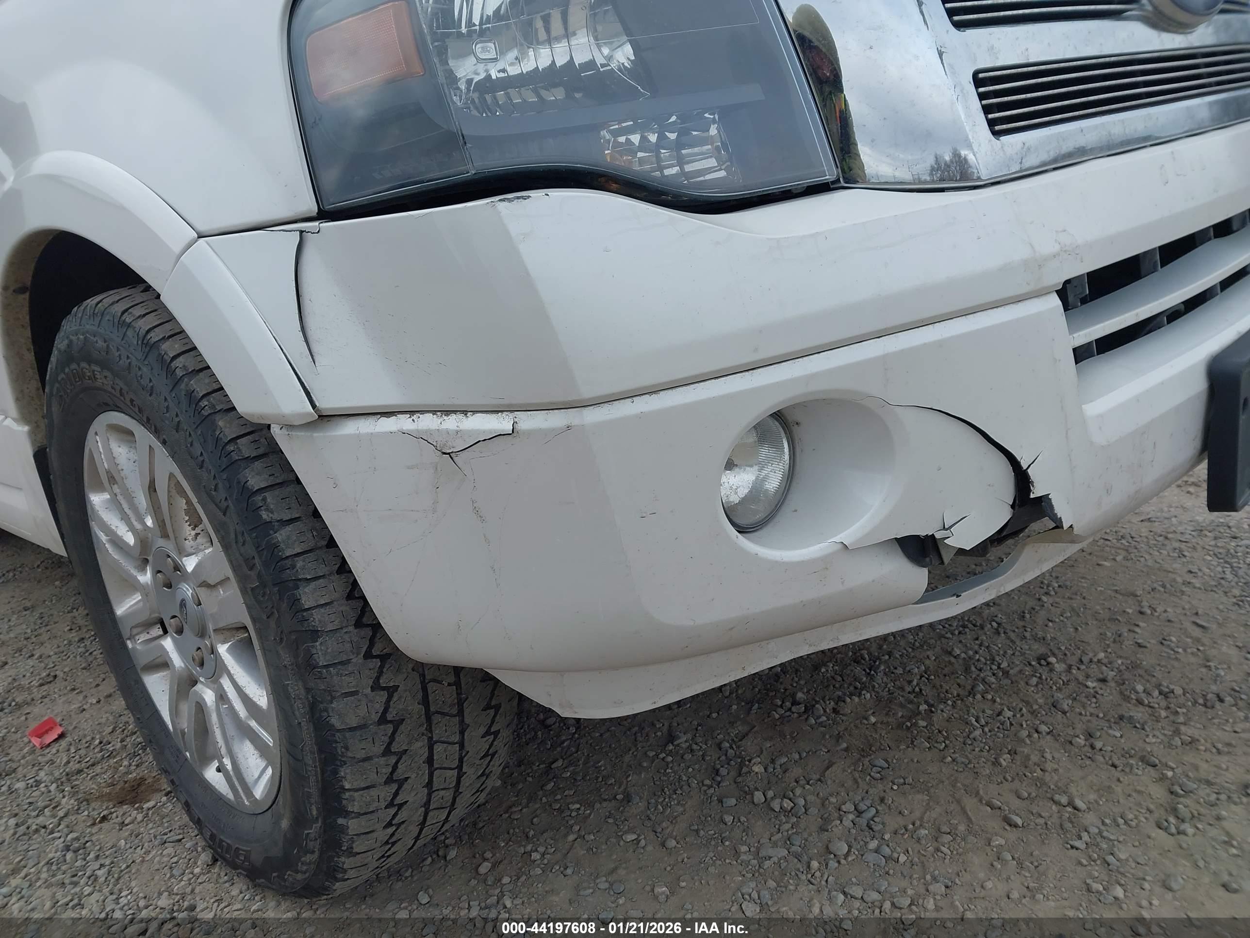 FORD EXPEDITION image 6