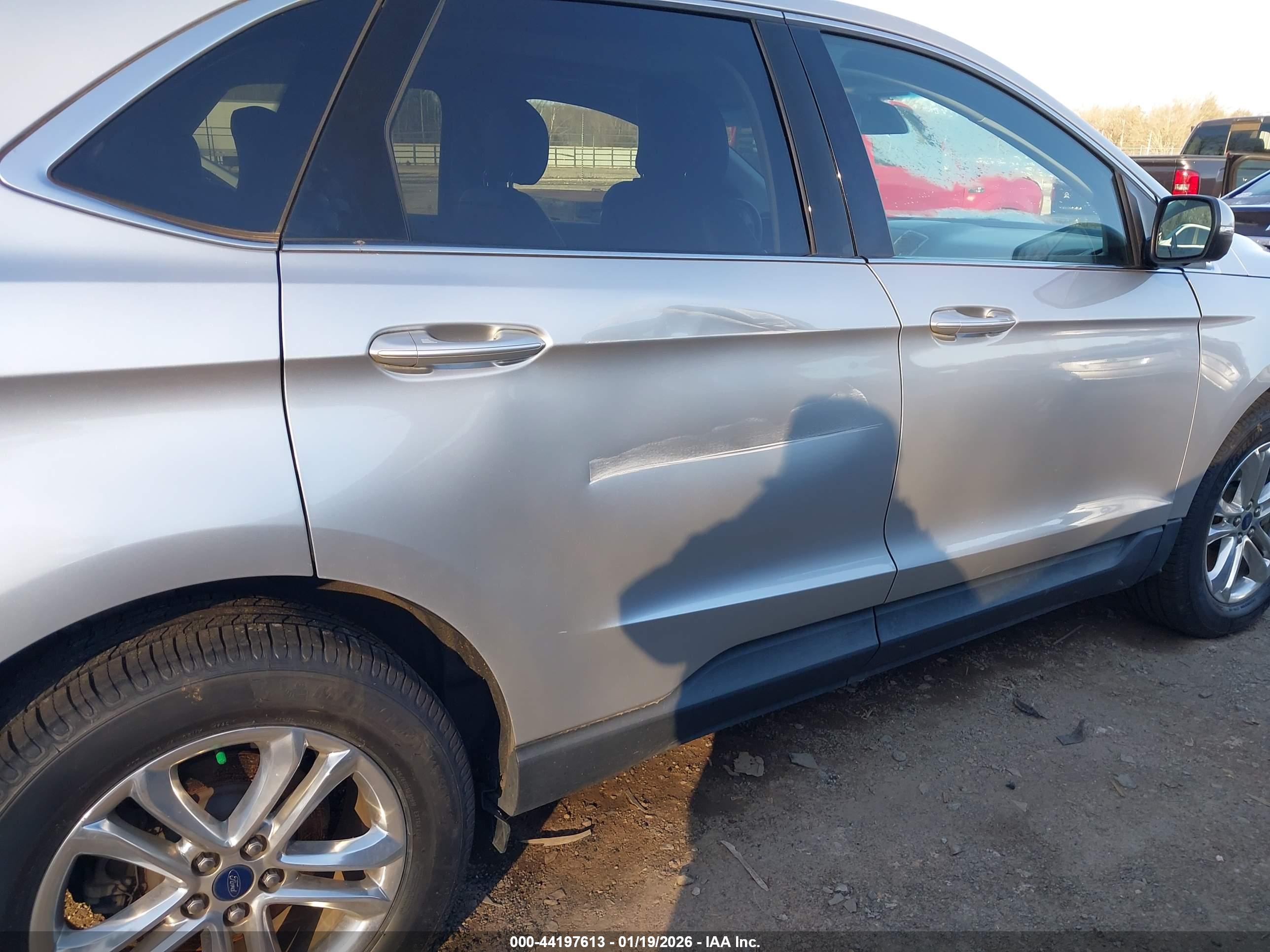 FORD EDGE image 6