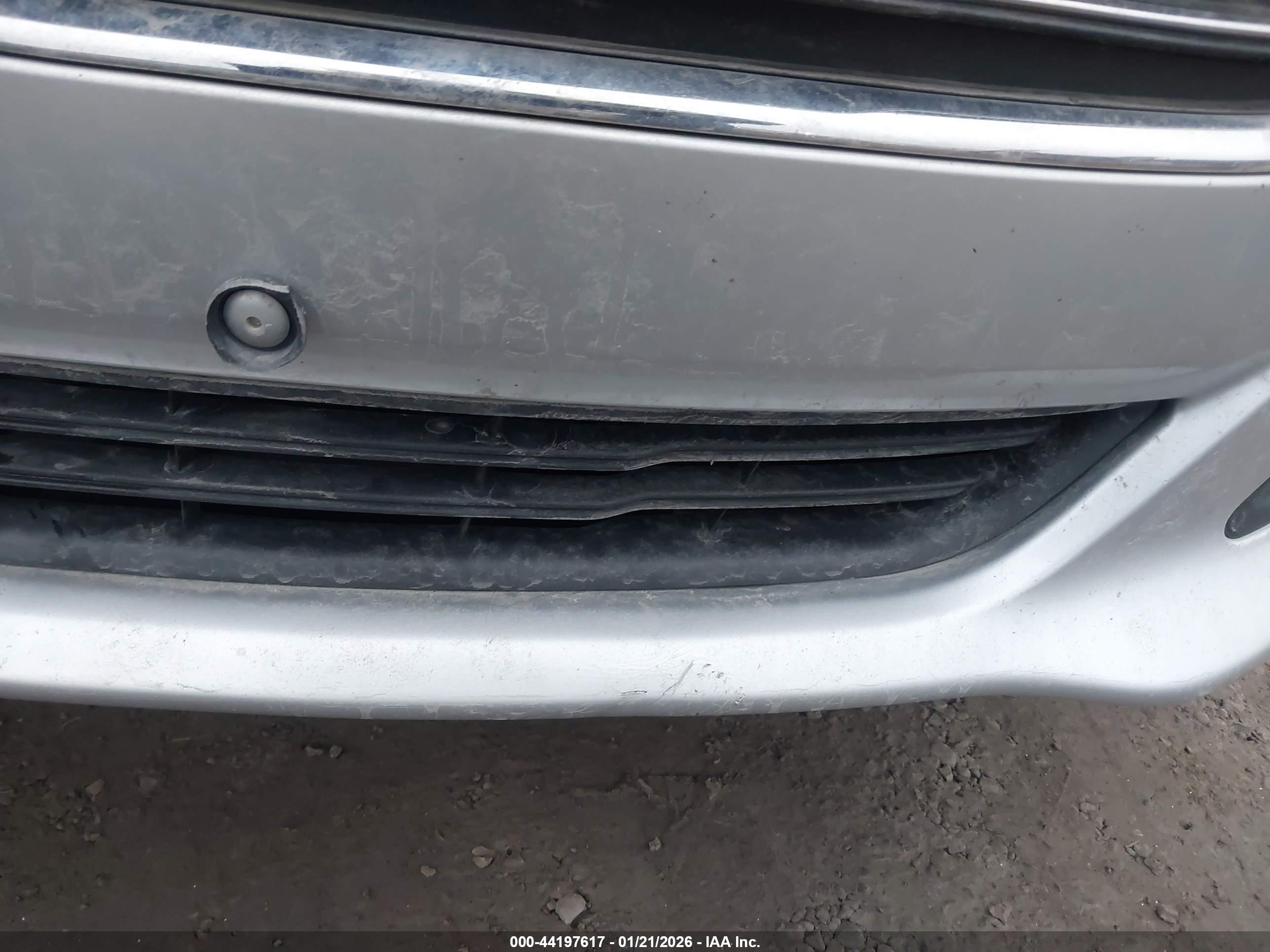 FORD FIESTA image 6