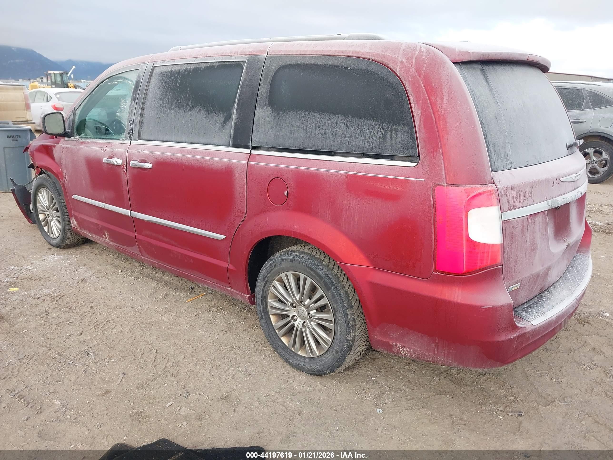 CHRYSLER TOWN image 3