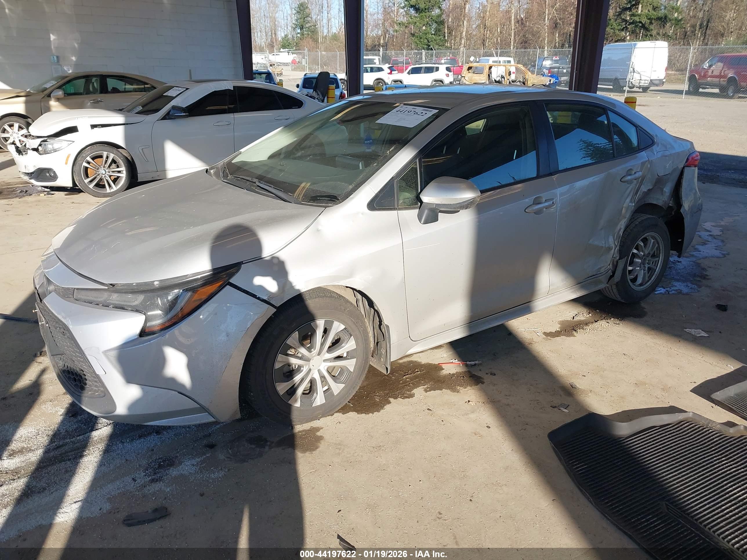 TOYOTA COROLLA image 2
