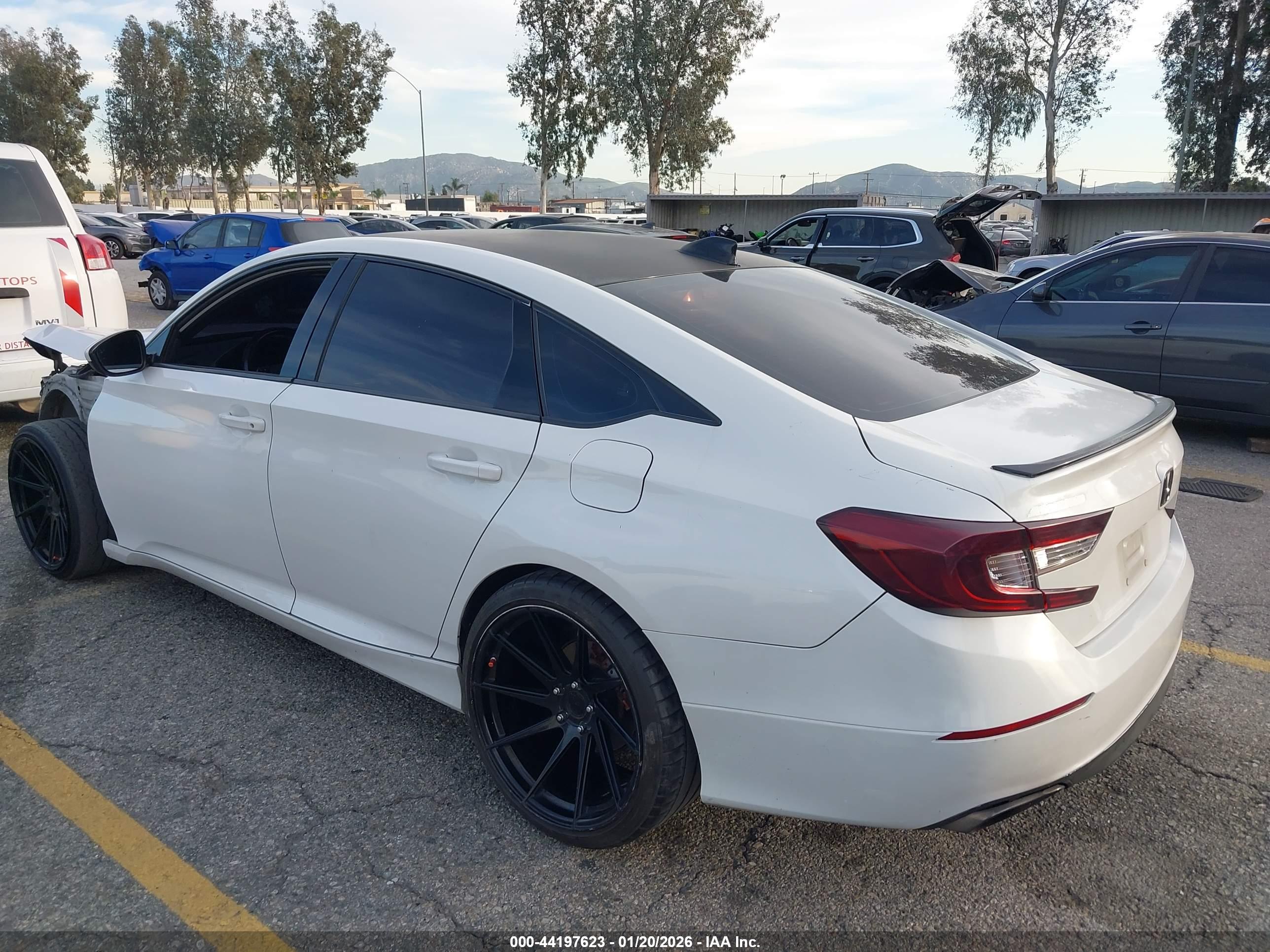 HONDA ACCORD image 3