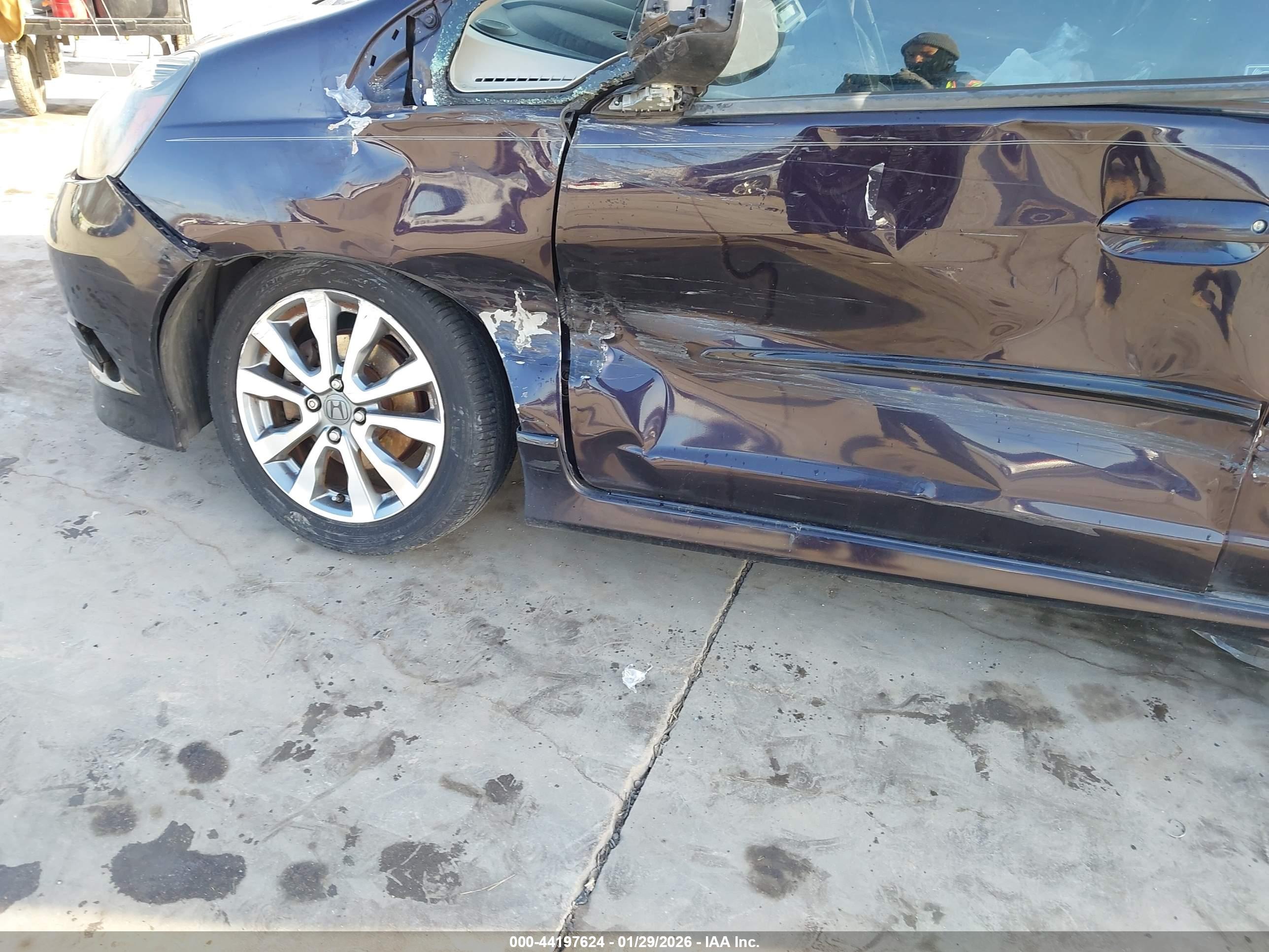 HONDA FIT image 6