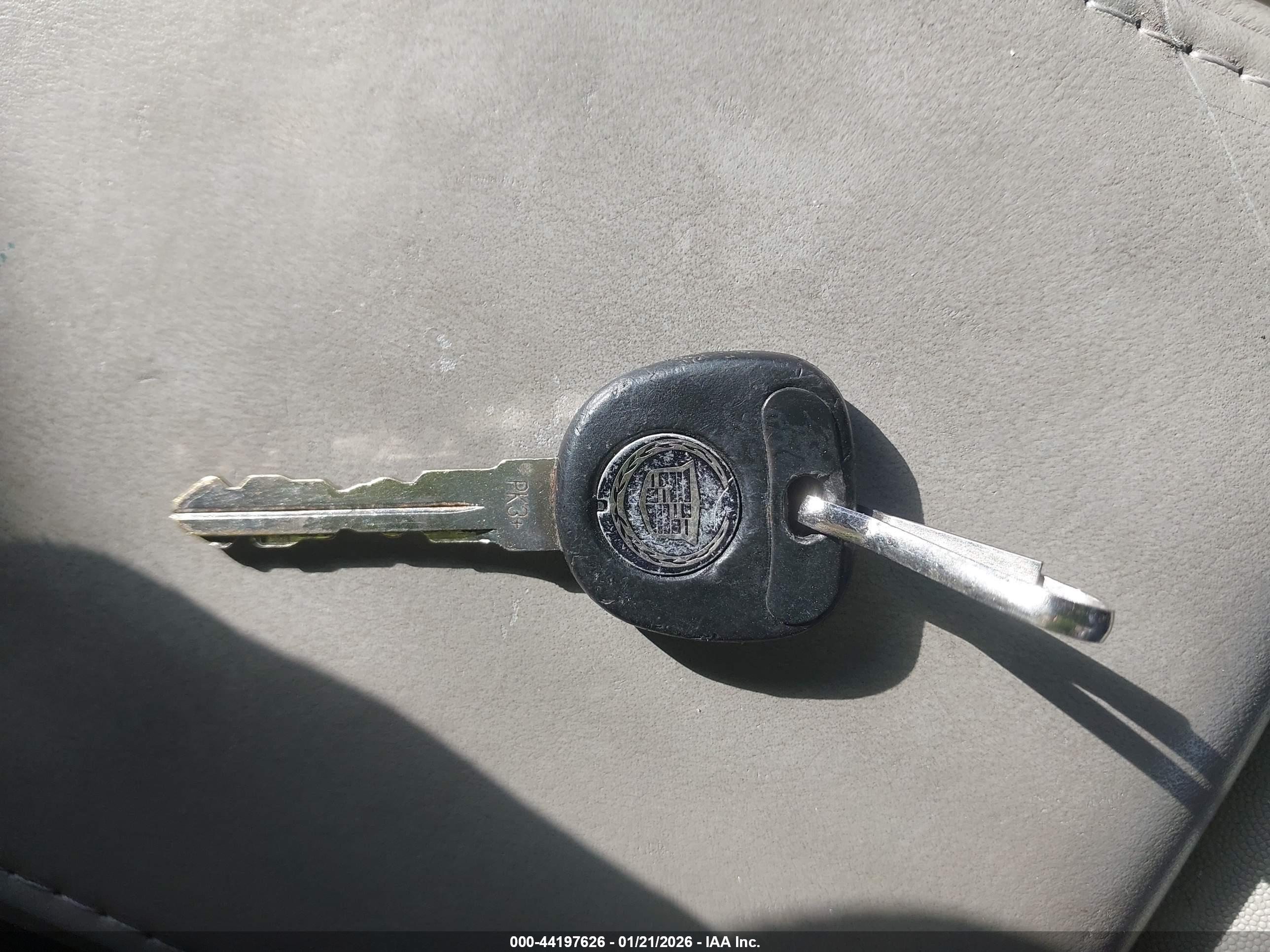 CADILLAC CTS image 11