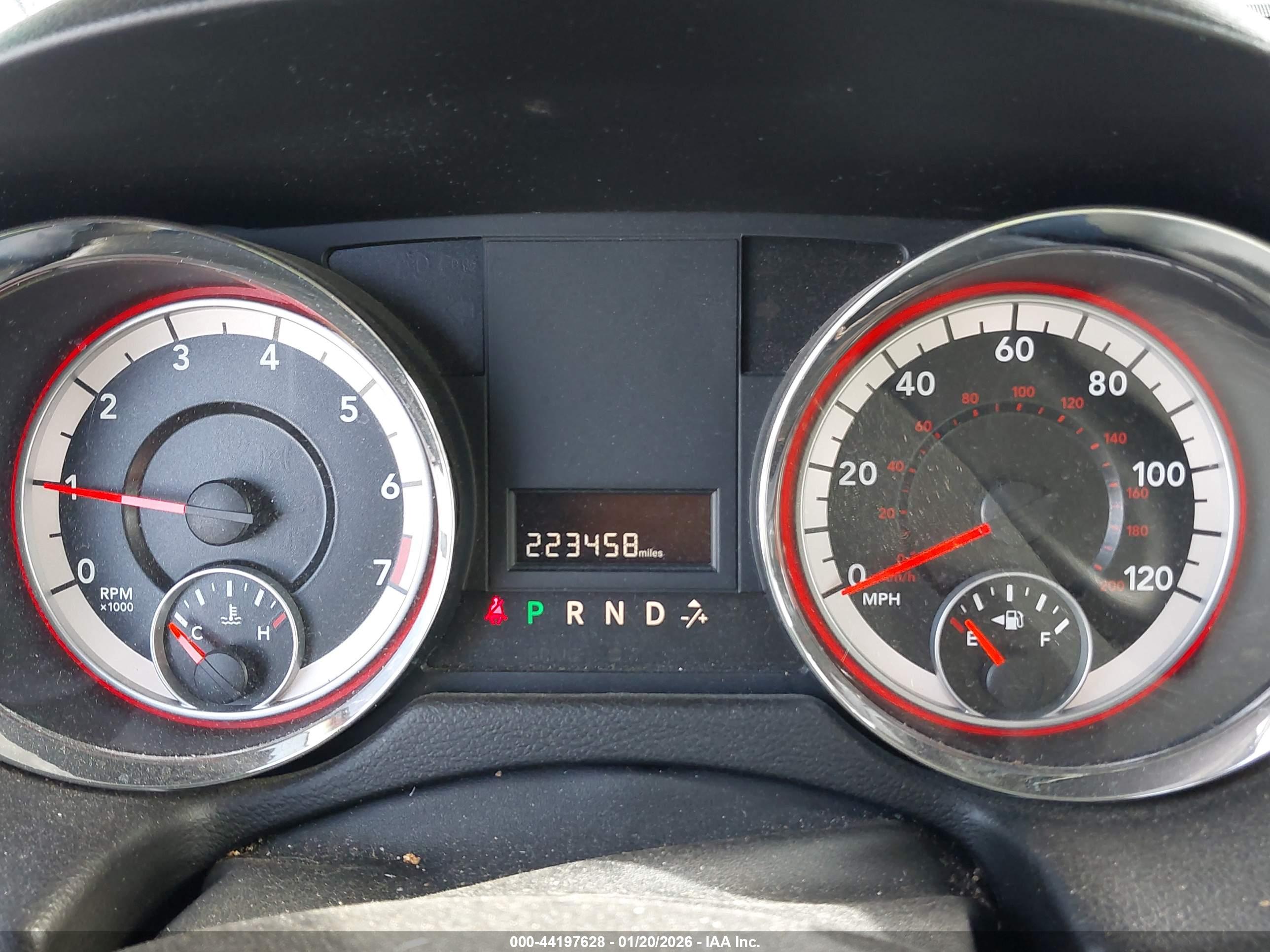 DODGE GRAND image 7