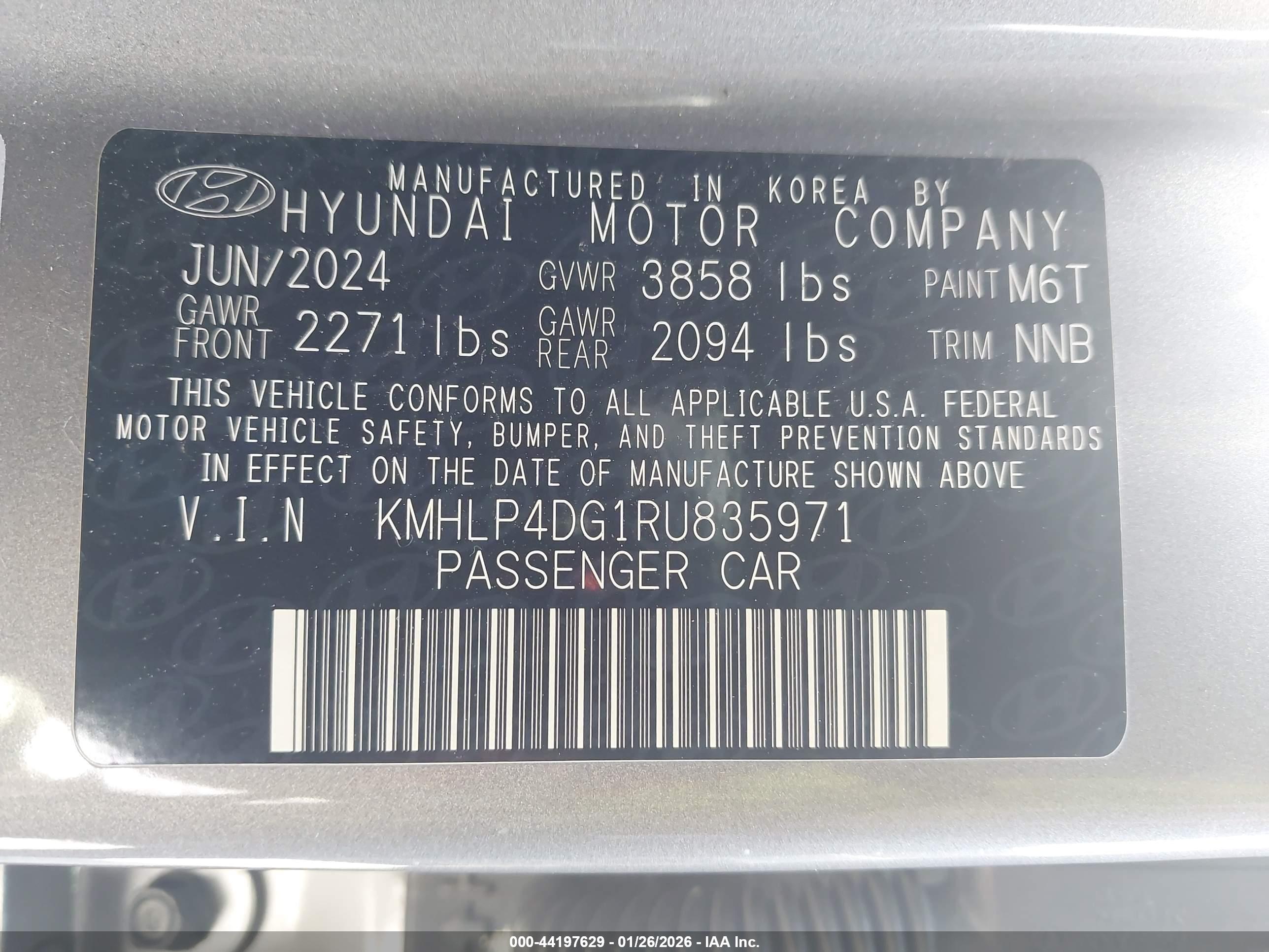 HYUNDAI ELANTRA image 9
