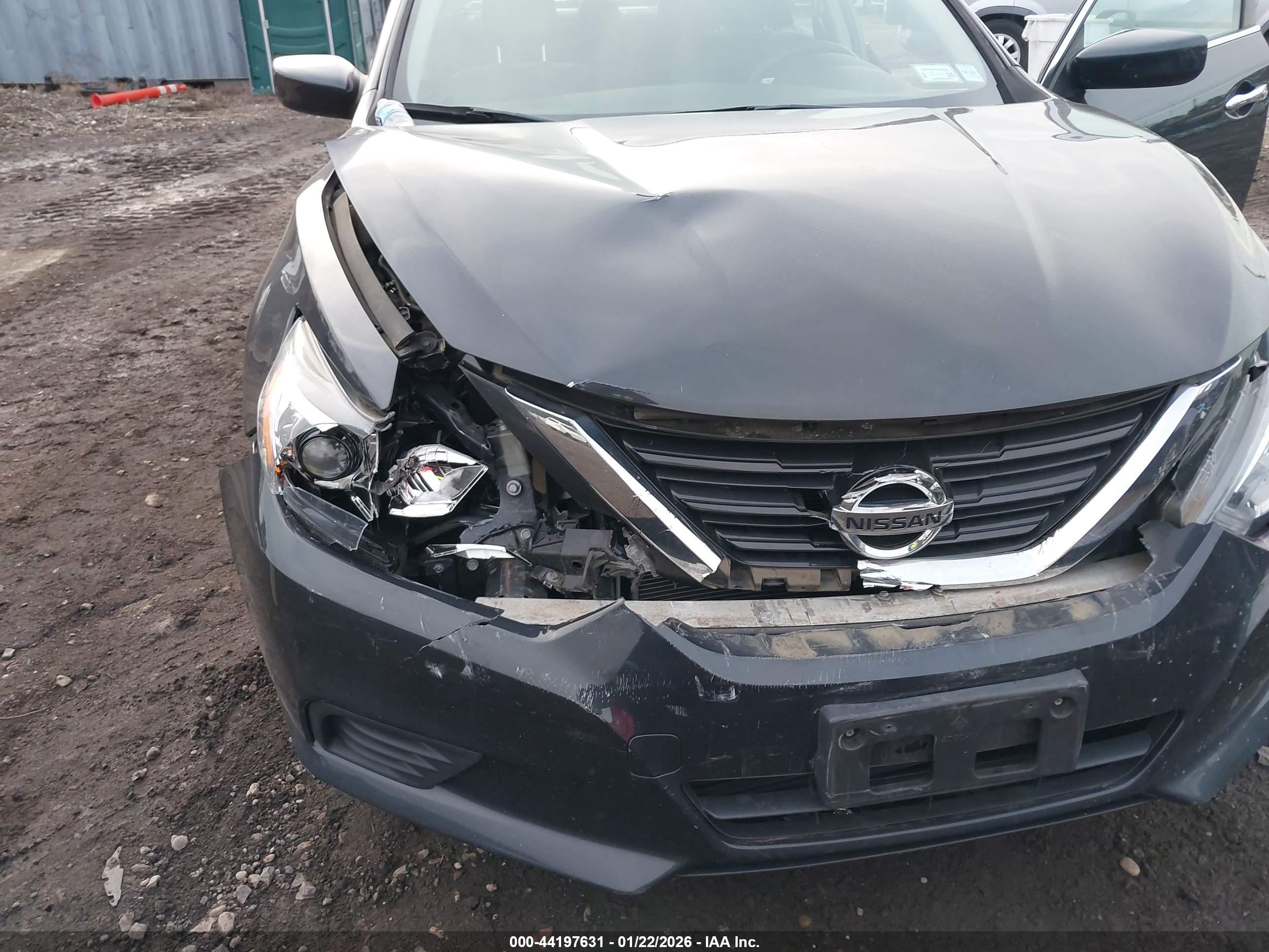 NISSAN ALTIMA image 6