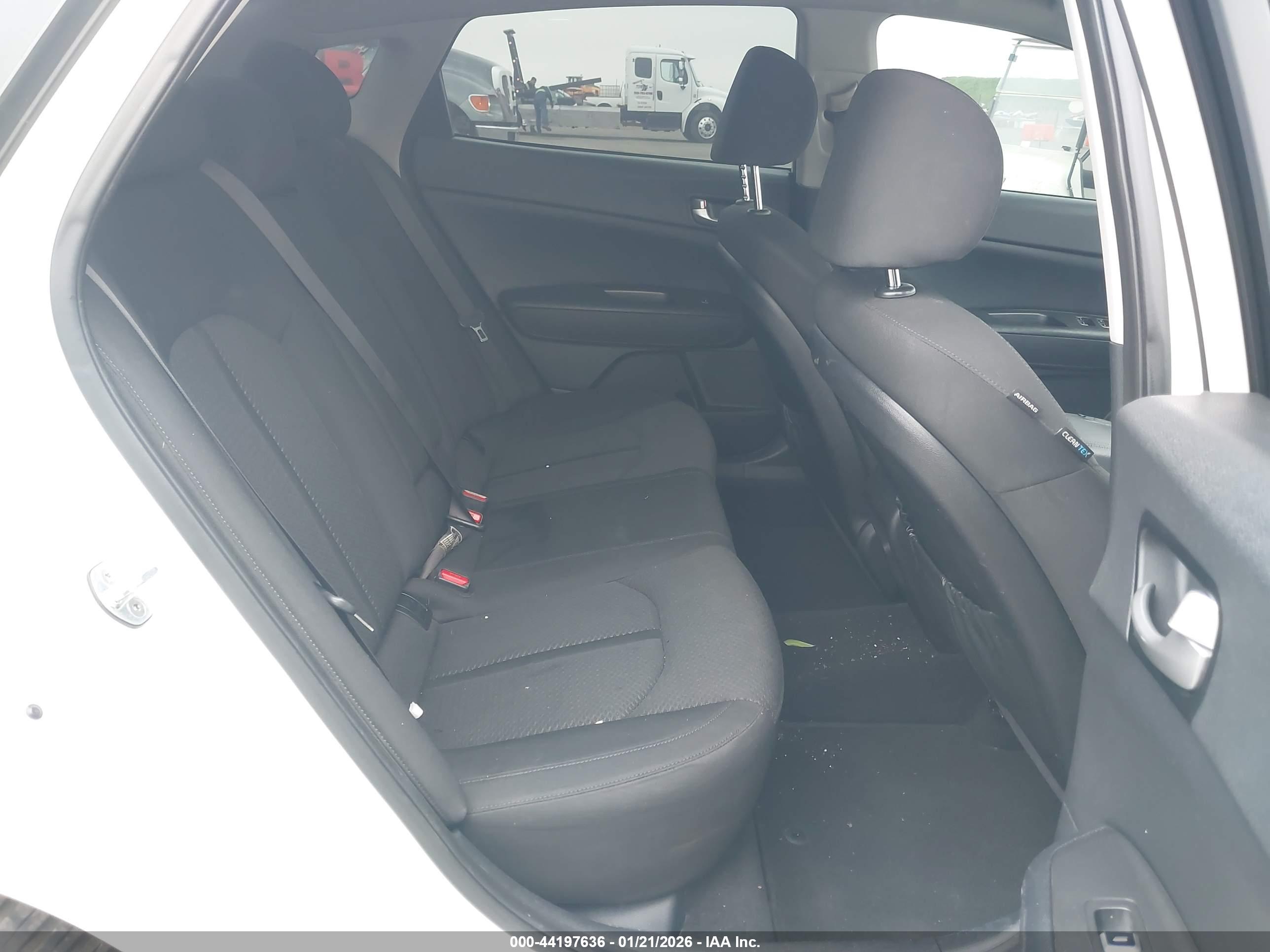 KIA OPTIMA image 8